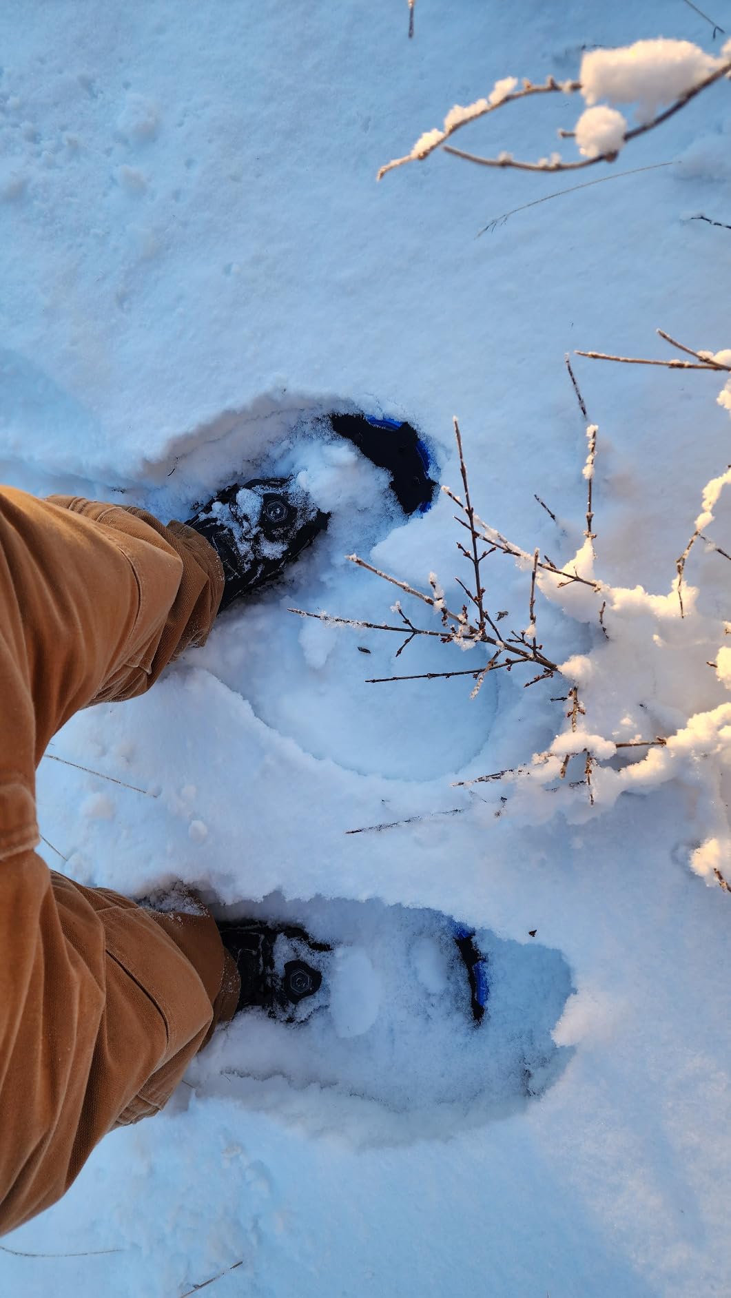 Crescent Moon Trailhawk 27 Ultralight Snowshoes with Spin Binding, Heel-Lift & Steel Crampons customer photo 2