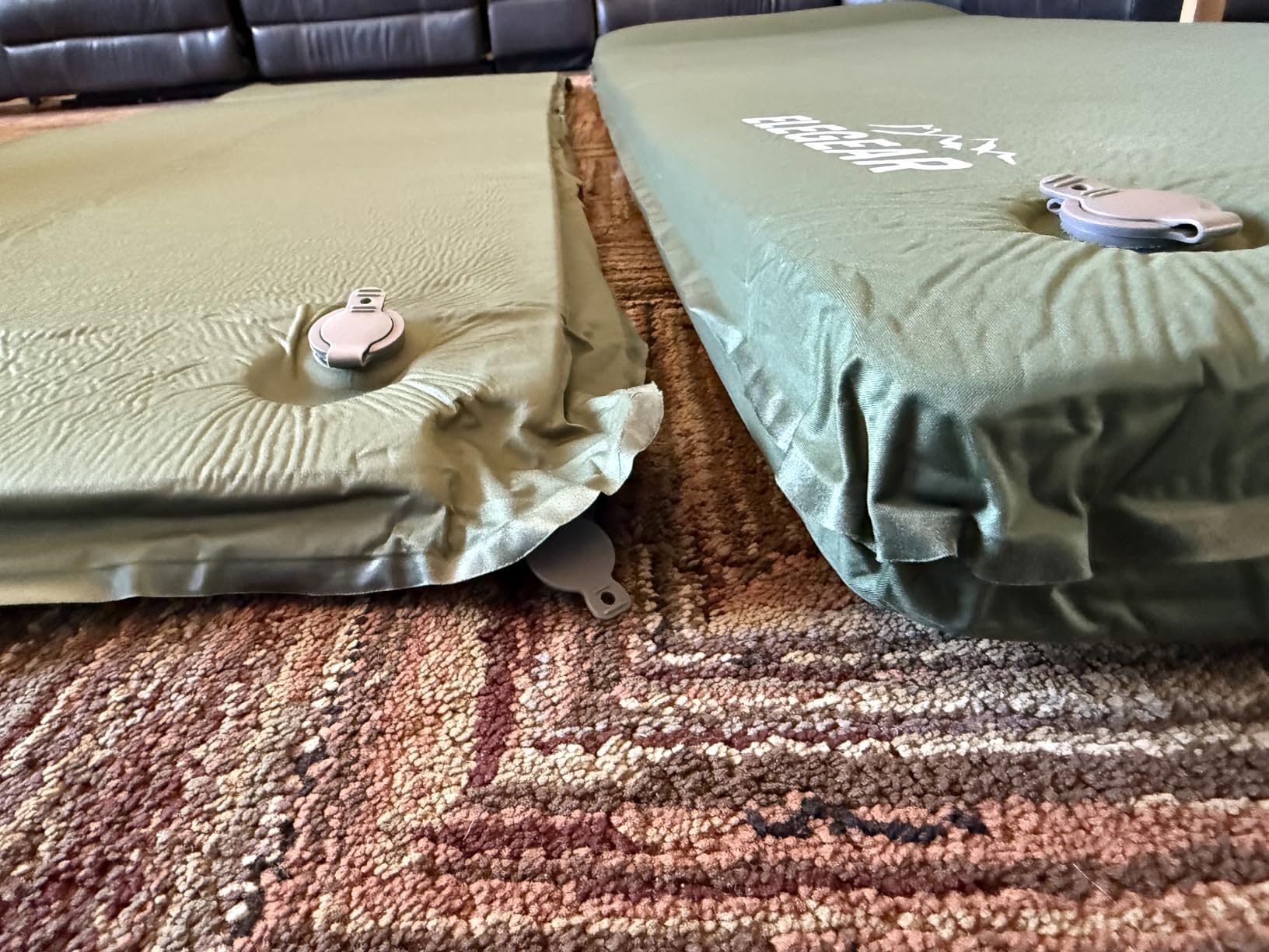 Elegear CumbreX Self Inflating Sleeping Pad with Pillow 3.15
