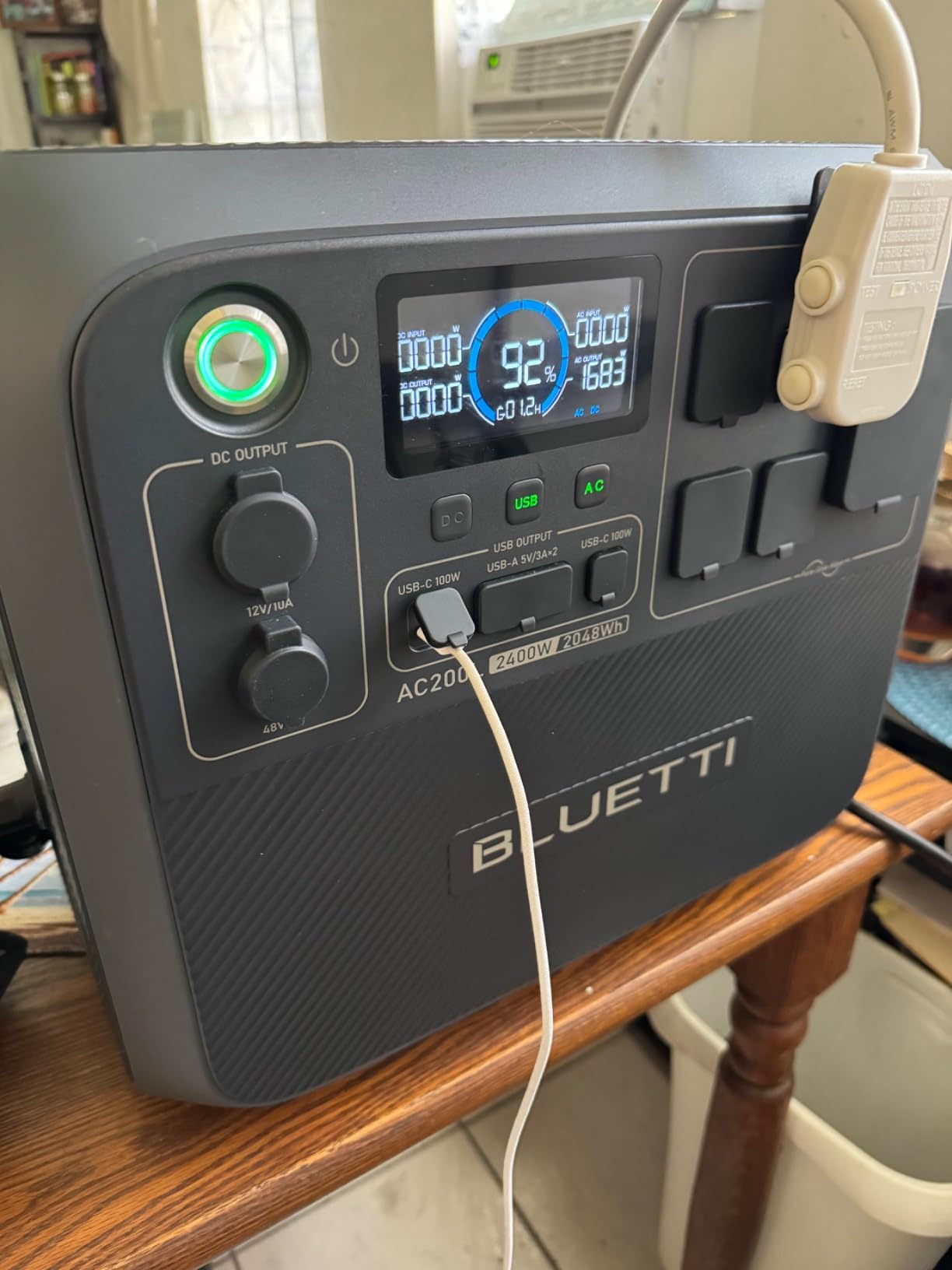 BLUETTI AC200L Portable Power Station 2048Wh 2400W LiFePO4 Battery, 3600W Power Lifting, Expandable to 8192Wh, 30A RV Output, Solar Generator for Camping, RV, Home Use, Emergency customer photo 2