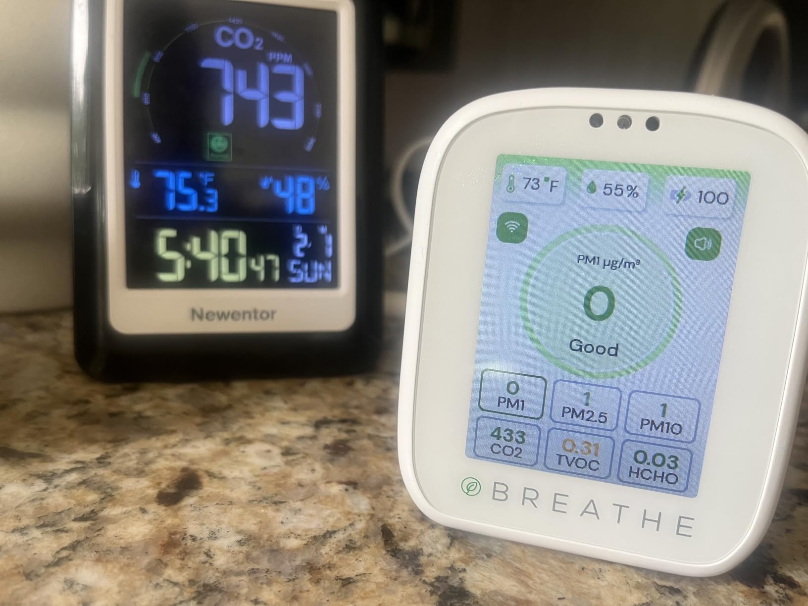 BREATHE Airmonitor Plus Indoor Air Quality Monitor w/CO2, PM & App. Gen 2. | Professional-Grade NDIR Sensor, PM1, PM10, TVOC, Formaldehyde, Smart Alerts, 90-Day History, CSV Export. 6 Hour Battery Life. customer photo 1