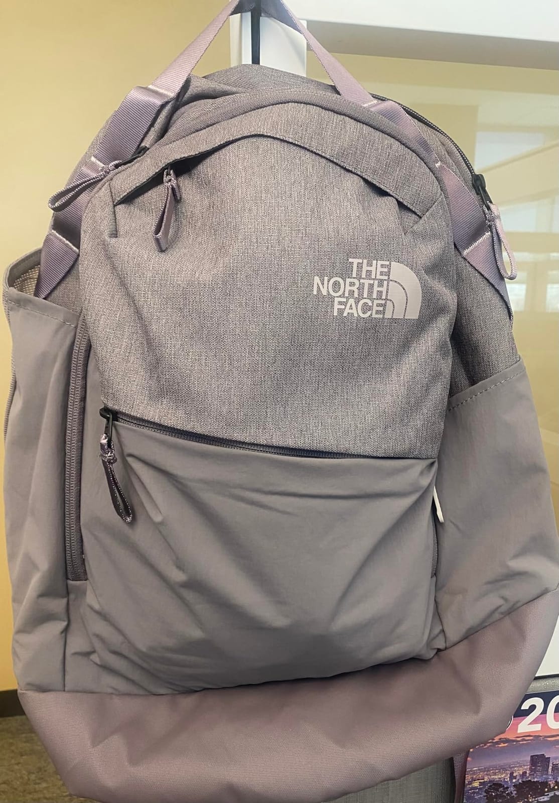 The North Face Women's Isabella Transit Backpack, Blk Lt Hth, OSFA | Commuter Travel Bag with 16