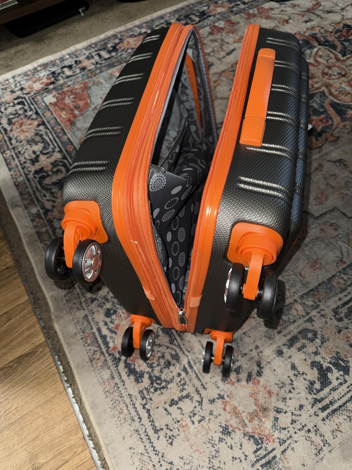 Rockland Melbourne Hardside 2 Piece Expandable Spinner Wheel Luggage Set, Carry-On 20