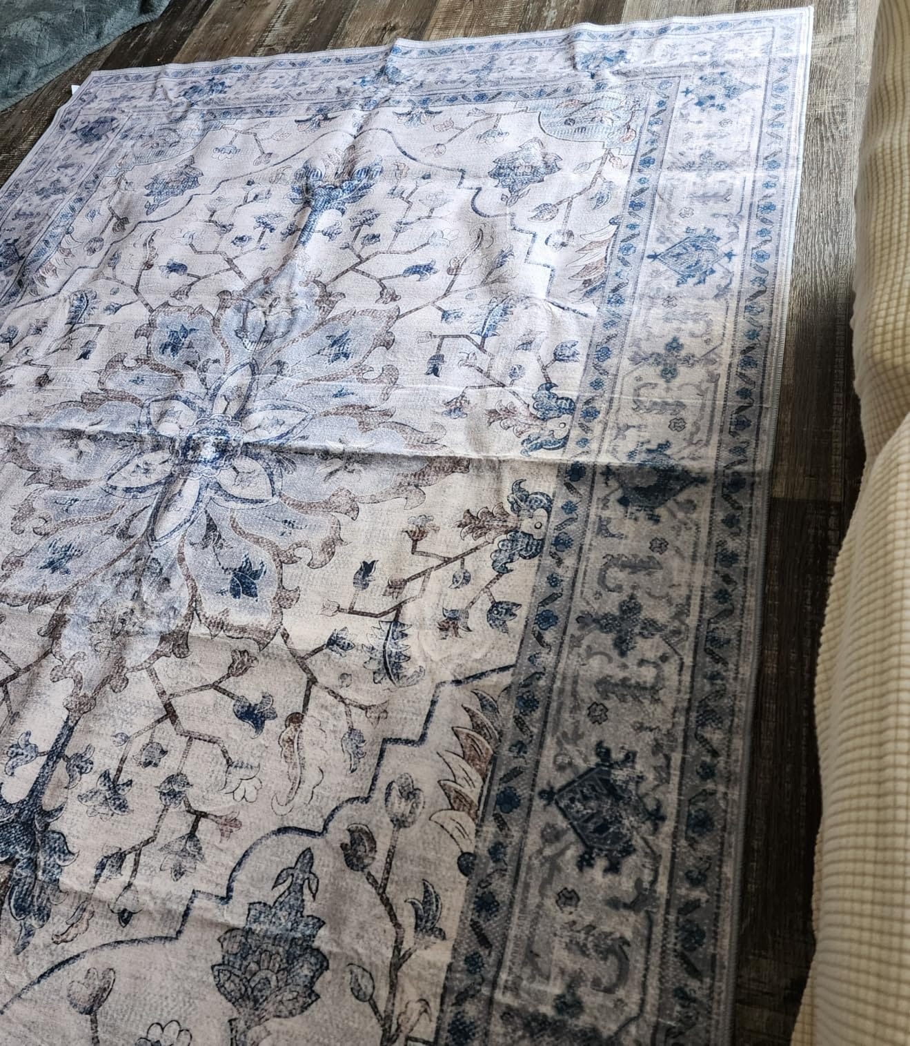 RELEANY Washable Area Rug, 8'x10', Beige/Blue/Orange | Non-Slip, Water Repellent, Pet Friendly, Easy to Clean, Vintage Floral Boho Decor for Living Room Bedroom Dining Room customer photo 1