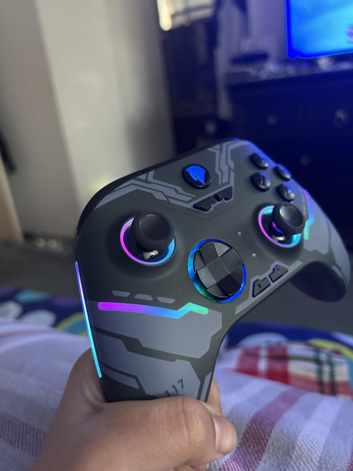 EasySMX X15 Wireless PC Controller for Gaming, Hall Effect Joysticks | 2 Back Buttons, 1000mah Battery, Gamepad for Windows PC, Steam, Switch, Android, Black customer photo 1
