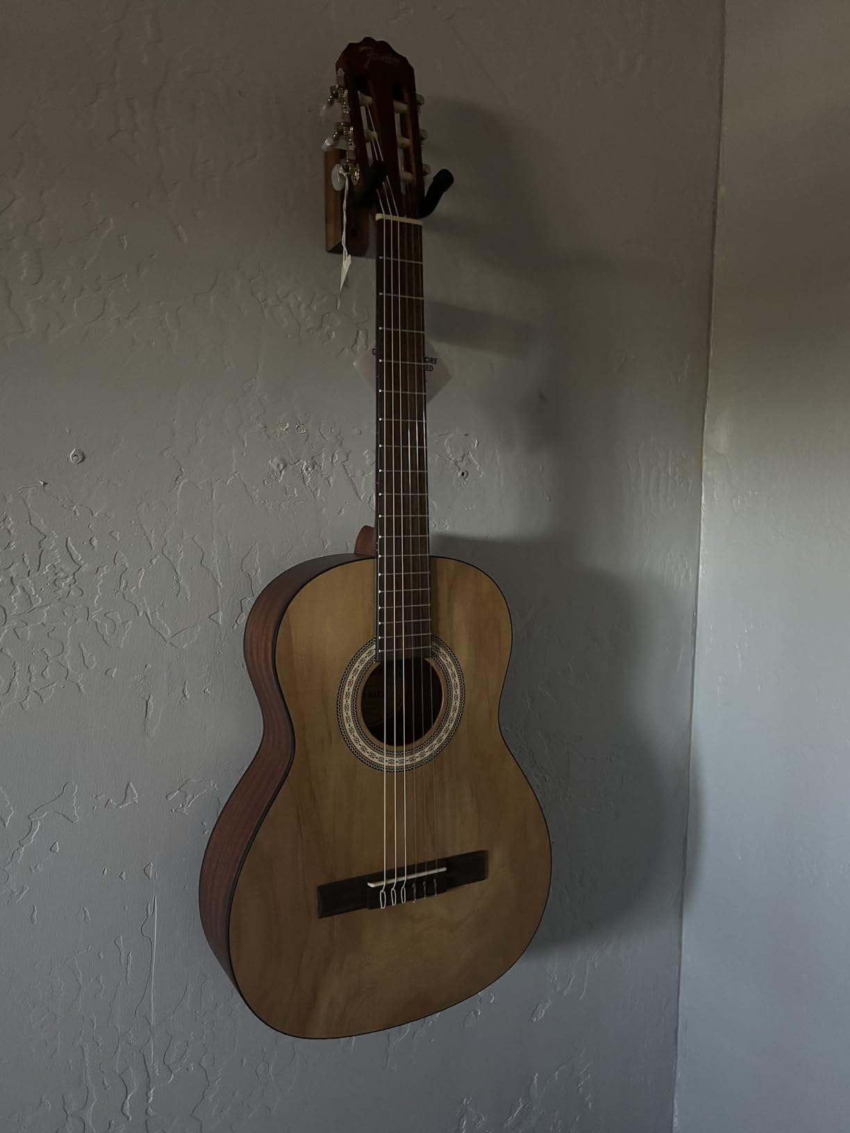 Fender FA-25N 3/4 Size Nylon String Acoustic Guitar, Beginner Guitar, with 2-Year Warranty, Perfect Beginner Guitar for Kids that is Easy on Fingers, Includes 3 Months of Free Lessons, Natural customer photo 2