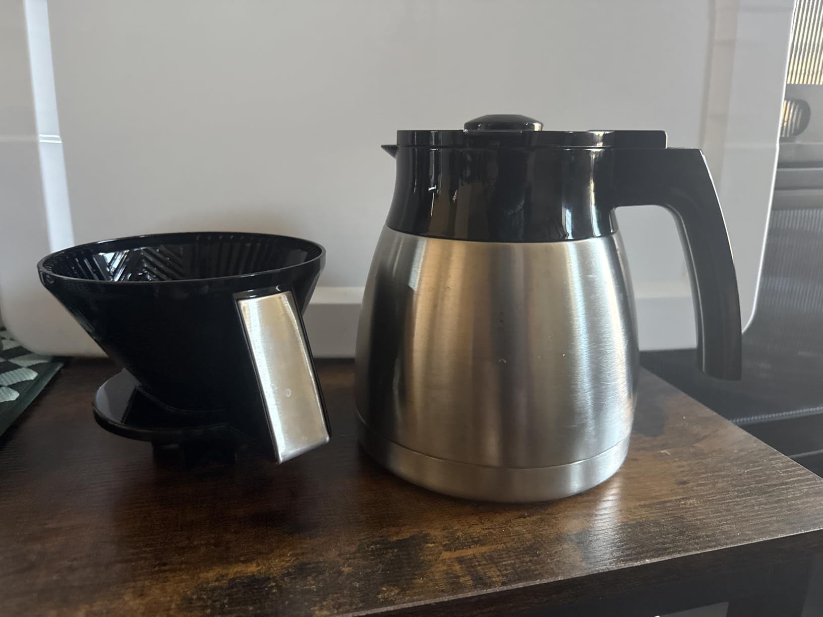 Melitta Pour-Over Coffee Brewer & Stainless Steel Carafe Set with Coffee Filters, 42 Ounce Set customer photo 2