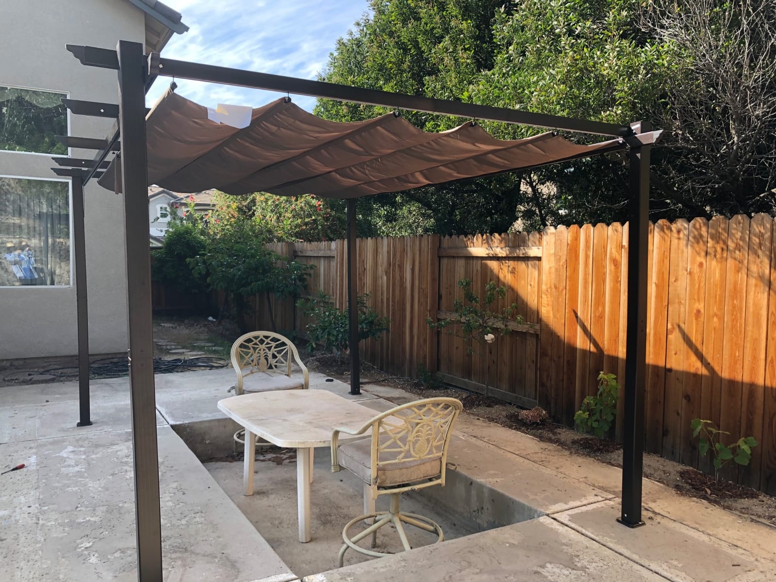 Outsunny 10' x 10' Aluminum Patio Pergola Retractable Canopy Dark Gray | Backyard Shade Shelter, for Porch, Outdoor Party, Garden, Grill Gazebo customer photo 2