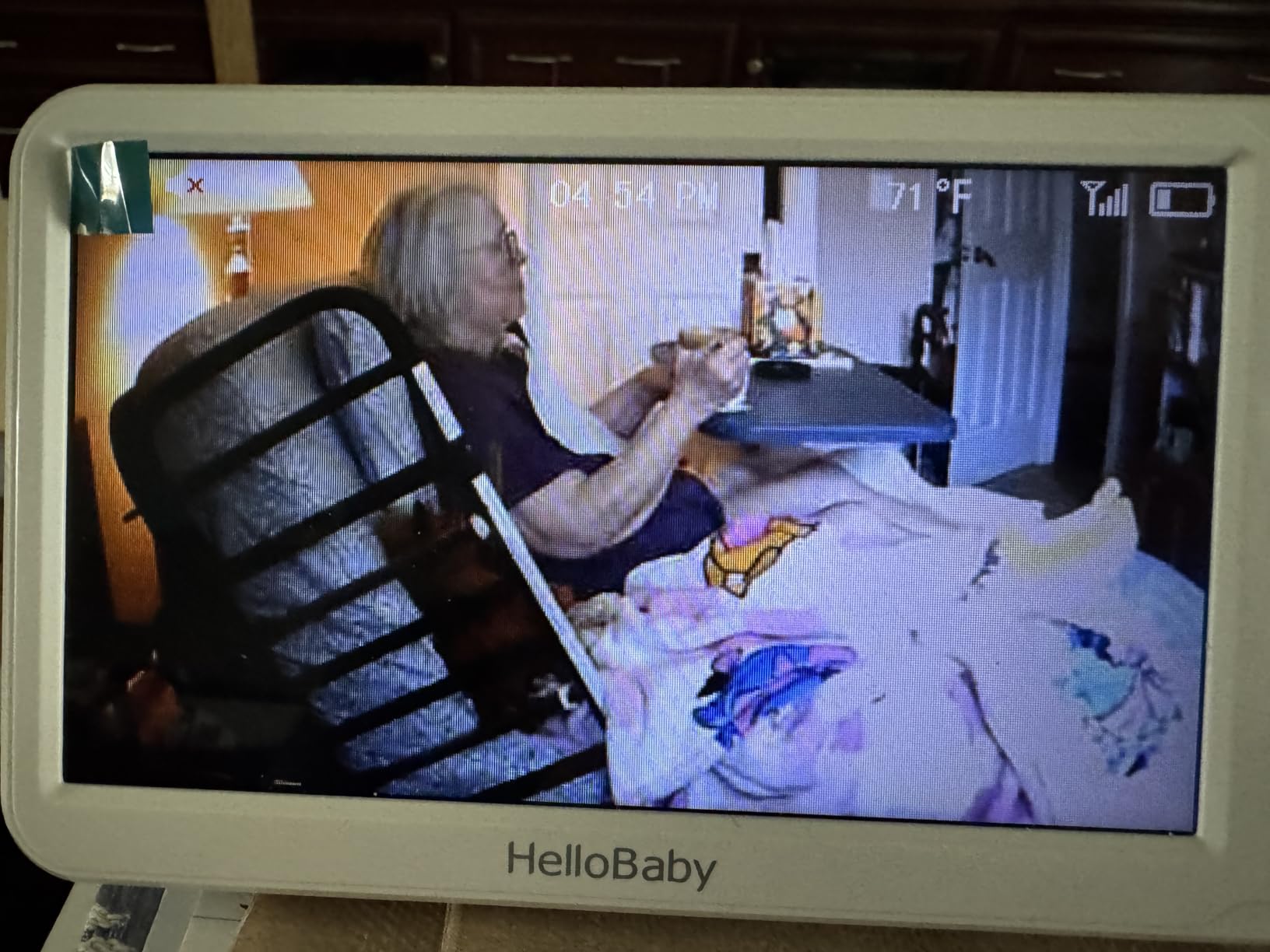 HelloBaby 6'' No WiFi Video Baby Monitor with Camera Audio, 30H Battery | World's First 6