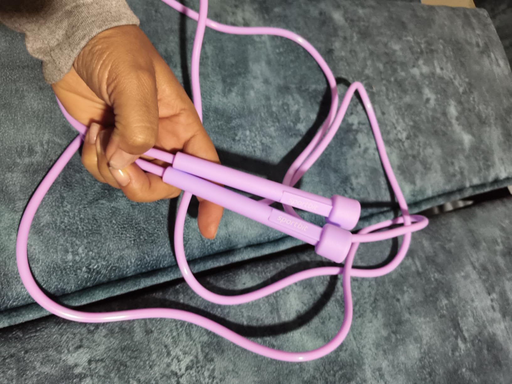 SPORTBIT Adjustable Jump Rope for Fitness and Exercise - Cardio, Boxing, Weight Loss, Speed Rope, Men & Women customer photo 2