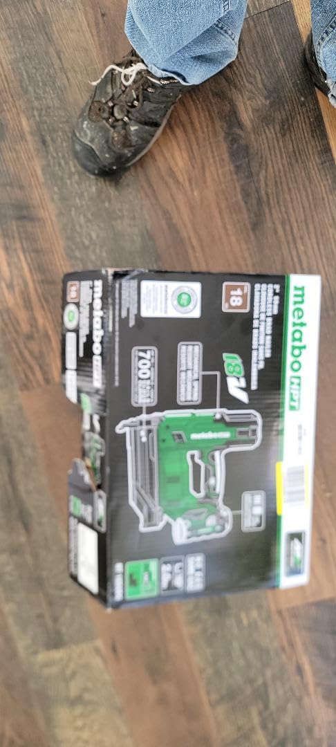 Metabo HPT Brad Nailer, 18 Gauge Cordless, 18V Kit, NT1850DG | 2.0Ah Lithium Ion Battery, Drives 5/8 to 2 Inch Nails, 700 Shots per Charge, Compact, MultiVolt Compatible customer photo 1