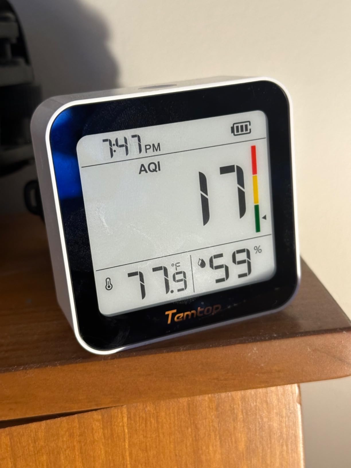 Temtop M10+ 6-in-1 CO2 Meter & Indoor Air Quality Monitor | PM2.5, TVOC, AQI, E-Ink Display, 60-Day Battery, App Temperature & Humidity for Home Bedroom Office customer photo 2