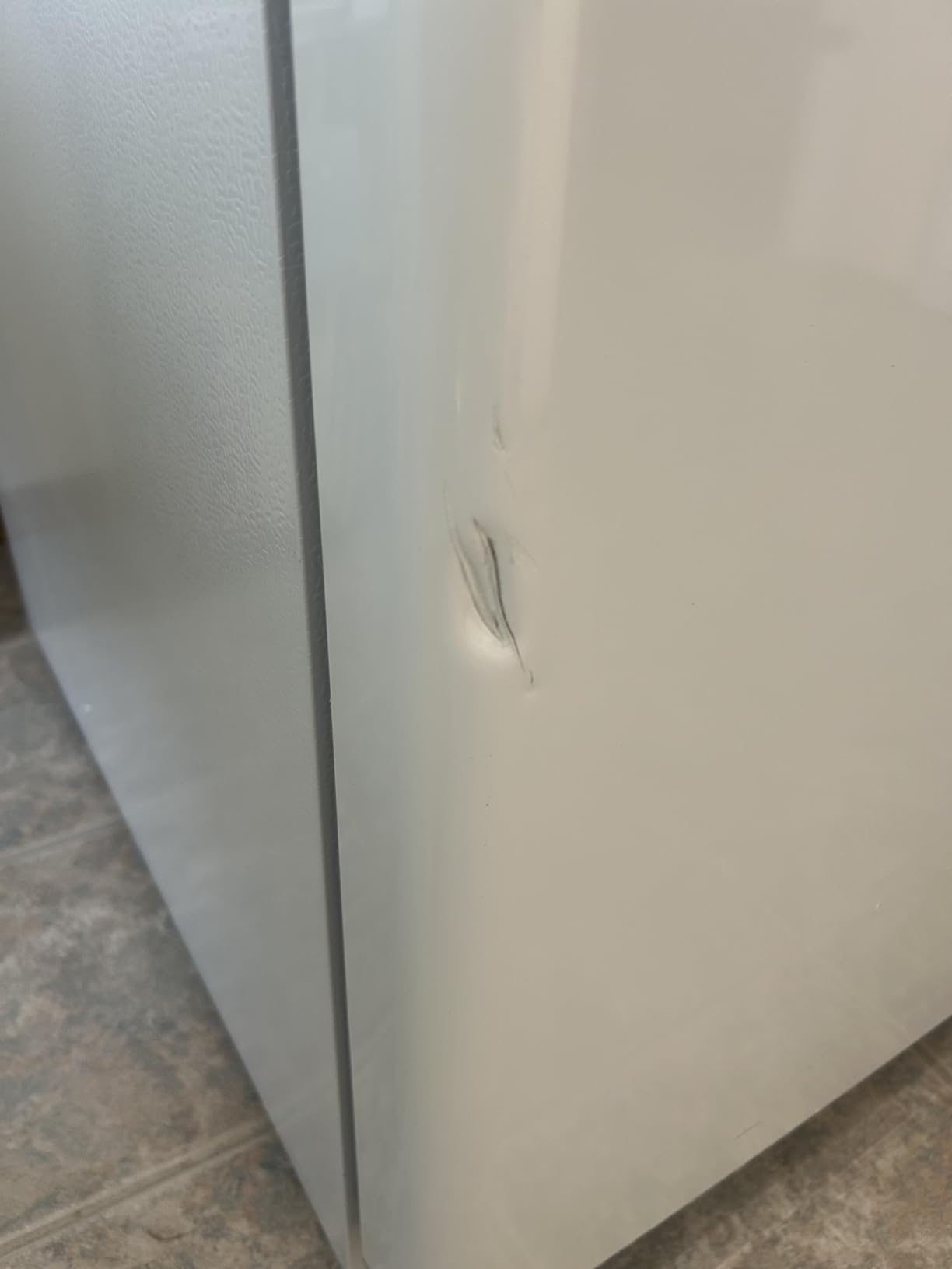 BLACK+DECKER 14 Cu. Ft. Convertible Freezer Refrigerator, Upright Freezer with Glass Shelves, ENERGY STAR rated, Frost Free, BUC1400XW, White customer photo 1