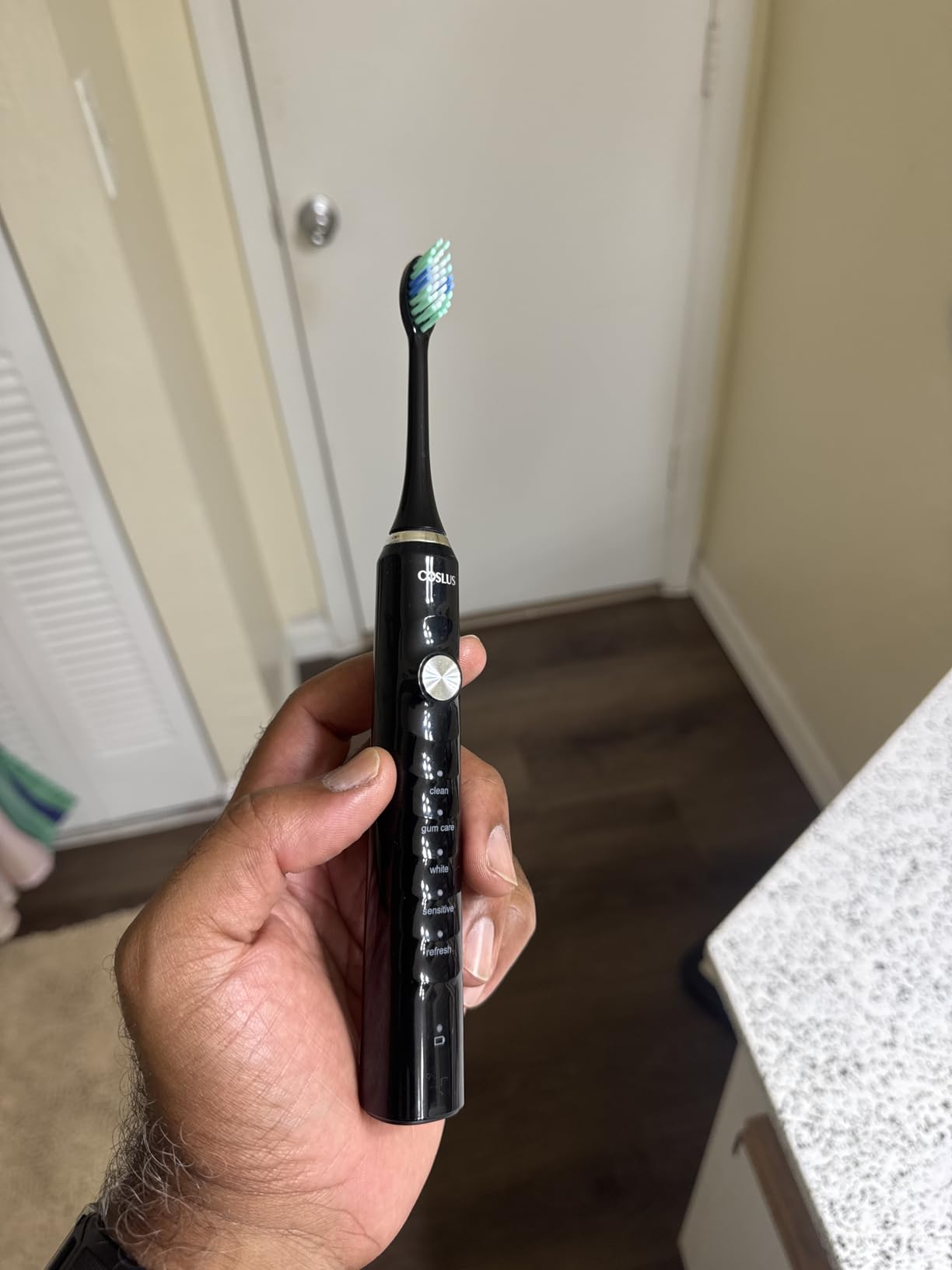 COSLUS C40 Sonic Electric Toothbrush for Adults, 47000VPM for Deep Cleaning | Portable Travel Case - 5 Modes for Sensitive Teeth & Brace, Wireless Charging, 6 Brush Heads for Family, Black customer photo 2