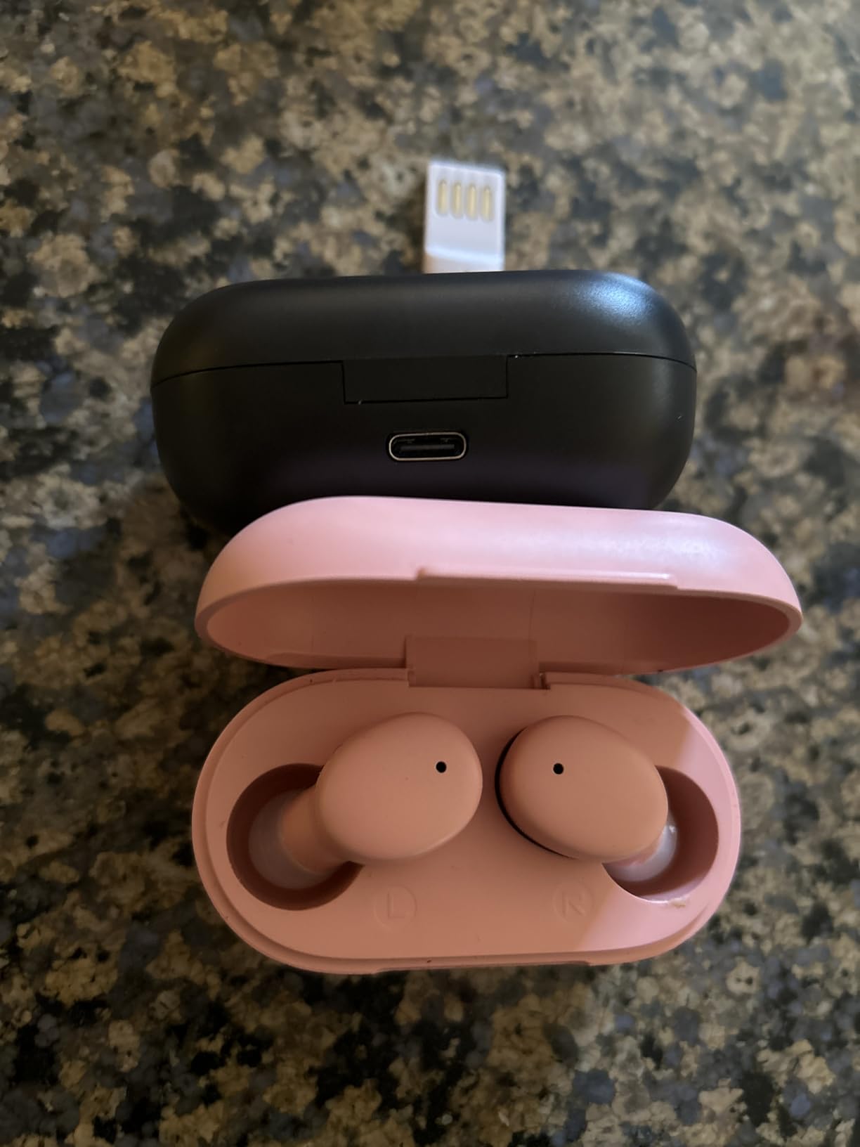 kurdene Wireless Earbuds Bluetooth 5.3 Light Weight in Ear Headphones | Premium Sound Bass Ear buds with Charging Case,Smart Touch Control,Built in Mics Headset,Clear Calls for Sports Workout customer photo 2