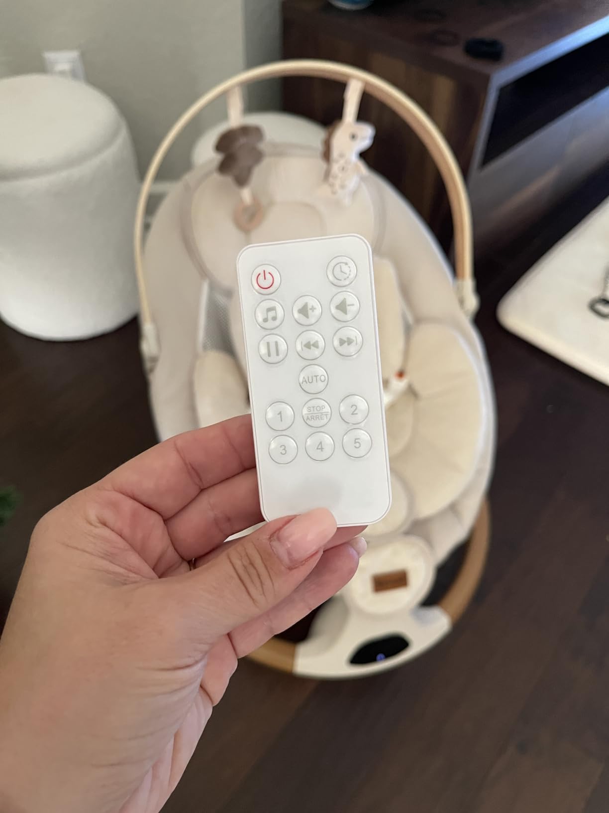 Monamii Baby Swings for Infants, Bluetooth Infant Swing with Music Speaker | Baby Swing with 5 Speeds, Remote Control, IMD Touch Panel, 3 Timer Settings, for Indoor & Outdoor Use customer photo 2