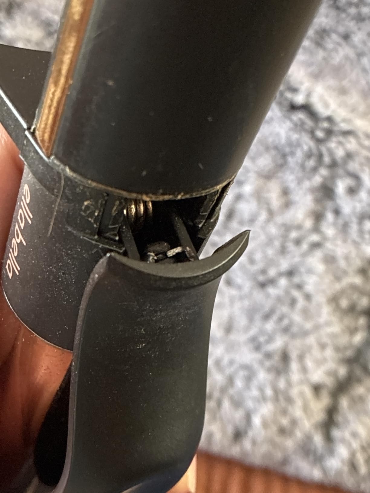 ELLA BELLA Curling Iron 1.5