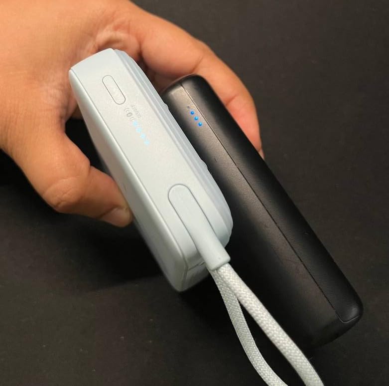 Anker Zolo Magnetic Power Bank, 10,000mAh Wireless Portable Charger | Magnetic Battery Pack with 30W Max Fast Charging, Built-in USB-C Cable and Adjustable Stand, for iPhone 17/16/15 Series customer photo 1