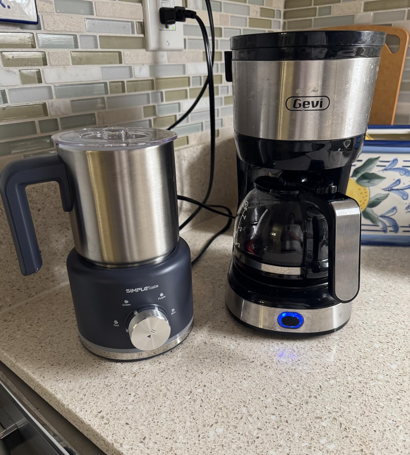 SIMPLETASTE Milk Frother, 4-in-1 Electric Automatic Milk Steamer | Warm and Cold Foam Maker and Milk Warmer for Latte, Cappuccino, Macchiato, Hot Chocolate customer photo 1