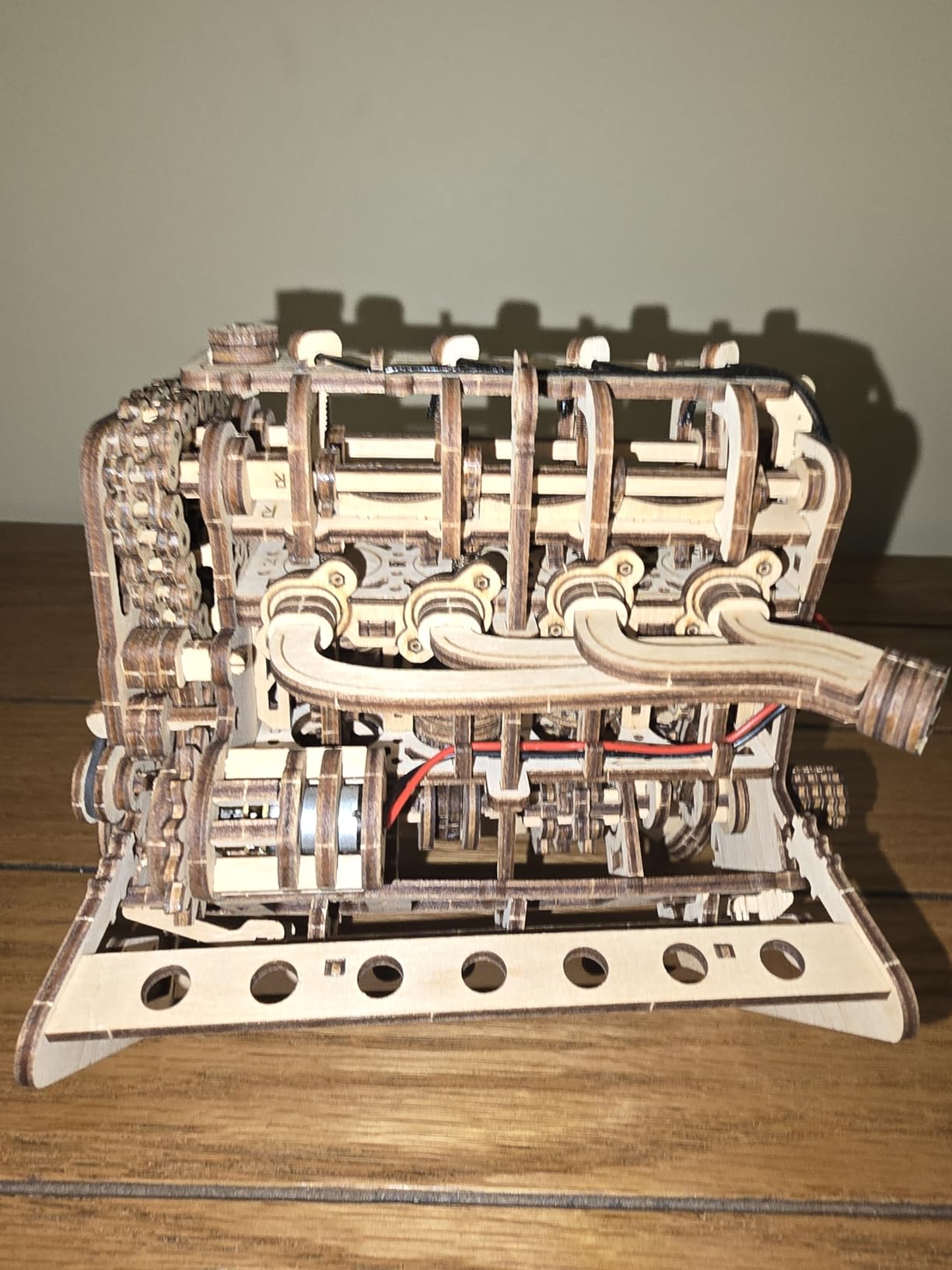 UGEARS V8 Engine Model Kit - 3D Wooden Puzzles for Adults, 3D Puzzle Model Engine Kit, DIY Kits Gifts for Engineers for Fathers Day, Wooden Model Kits for Adults to Build, Brain Teaser Hobby Set customer photo 1