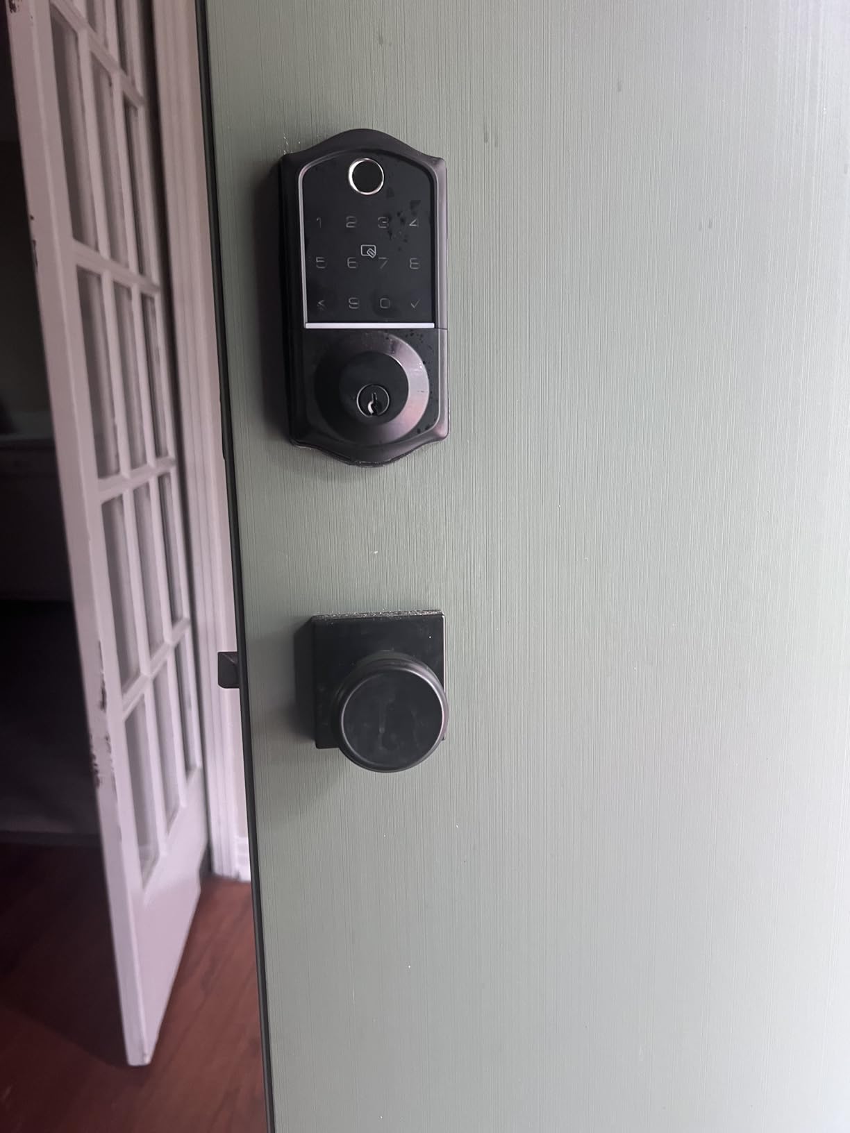 Veise VE017 Fingerprint Smart Door Lock with App Control, Matte Black | 8-in-1 Keyless Entry, Smart User Management, Auto Lock, Electronic Touchscreen Keypad, USB-C Port, Deadbolt for Front Door customer photo 1