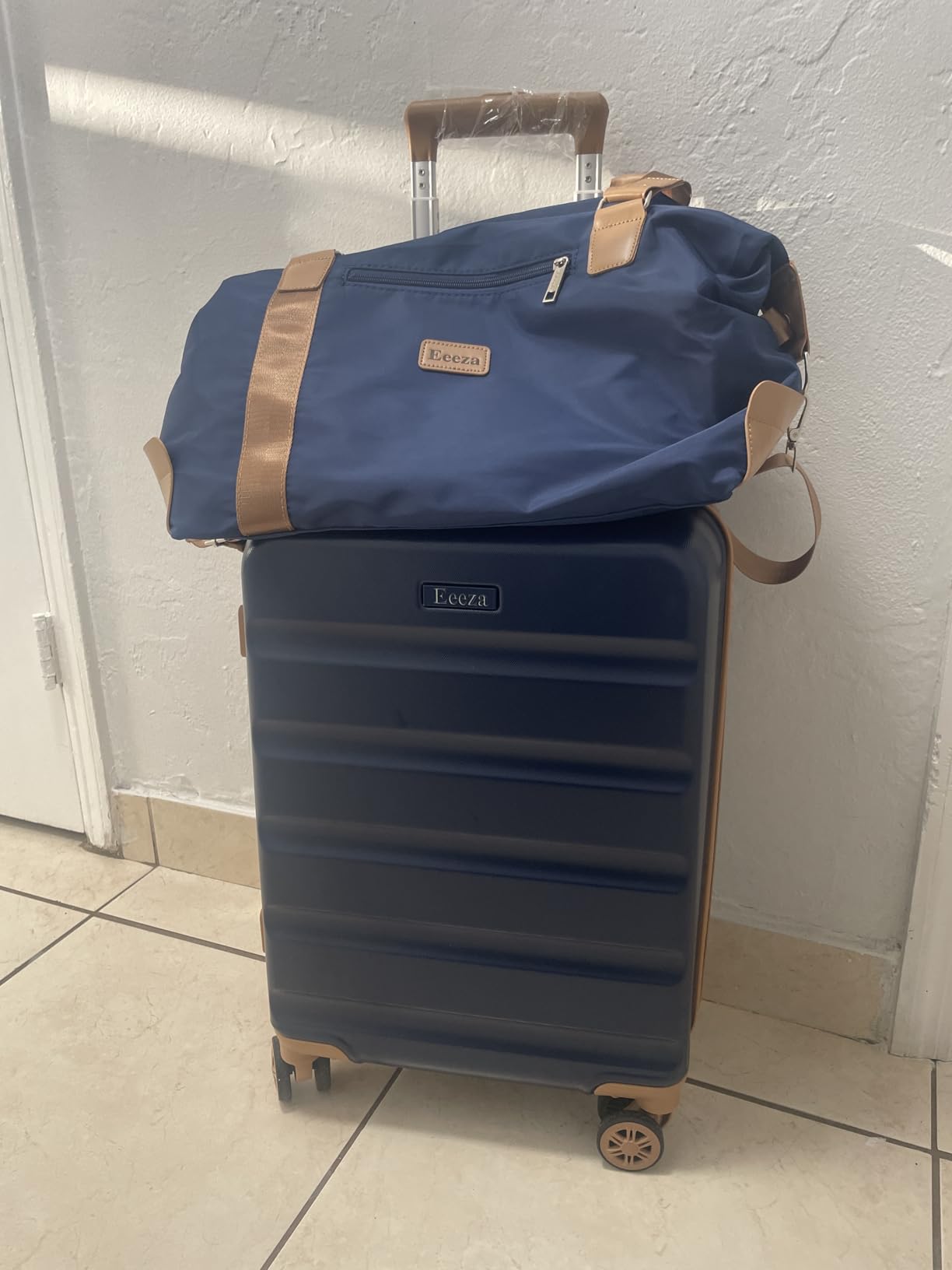 Eeeza 3 Piece Hardshell Luggage Set (20