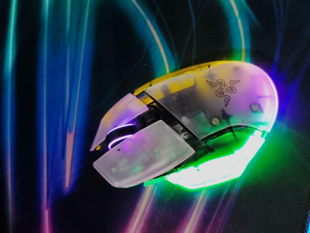 Razer Basilisk V3 Pro 35K Wireless Gaming Mouse, 140 Hr Battery, Black | 35K DPI Optical Sensor Gen 2, HyperScroll Tilt Wheel, 13 Customizable Controls, Chroma RGB, Optical Switches Gen 3 customer photo 2