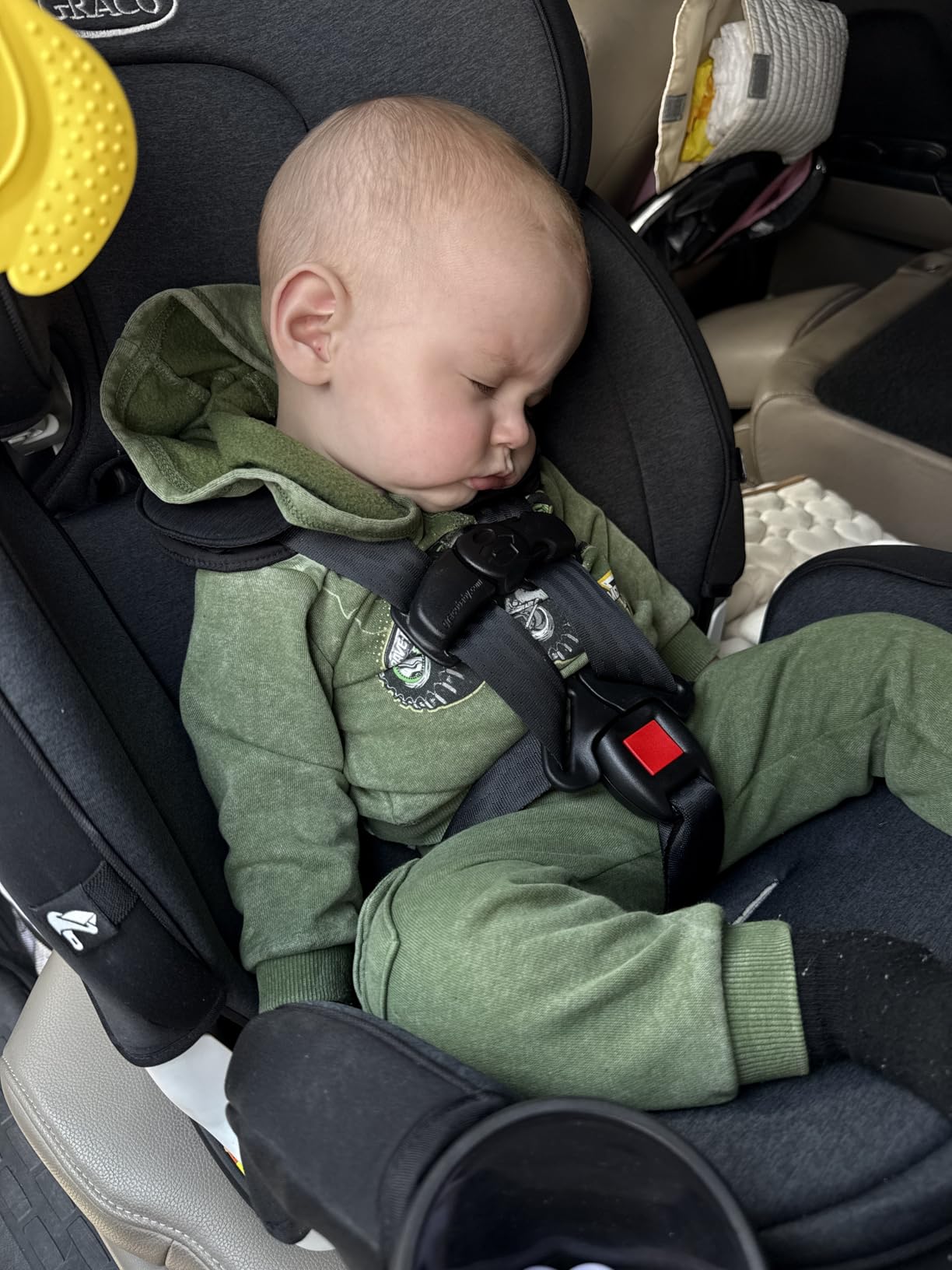 Graco Turn2Me 3-in-1 Rotating Convertible Car Seat, Cambridge, Rear-Facing Rotation Only, Highback Booster to 100 lbs customer photo 2