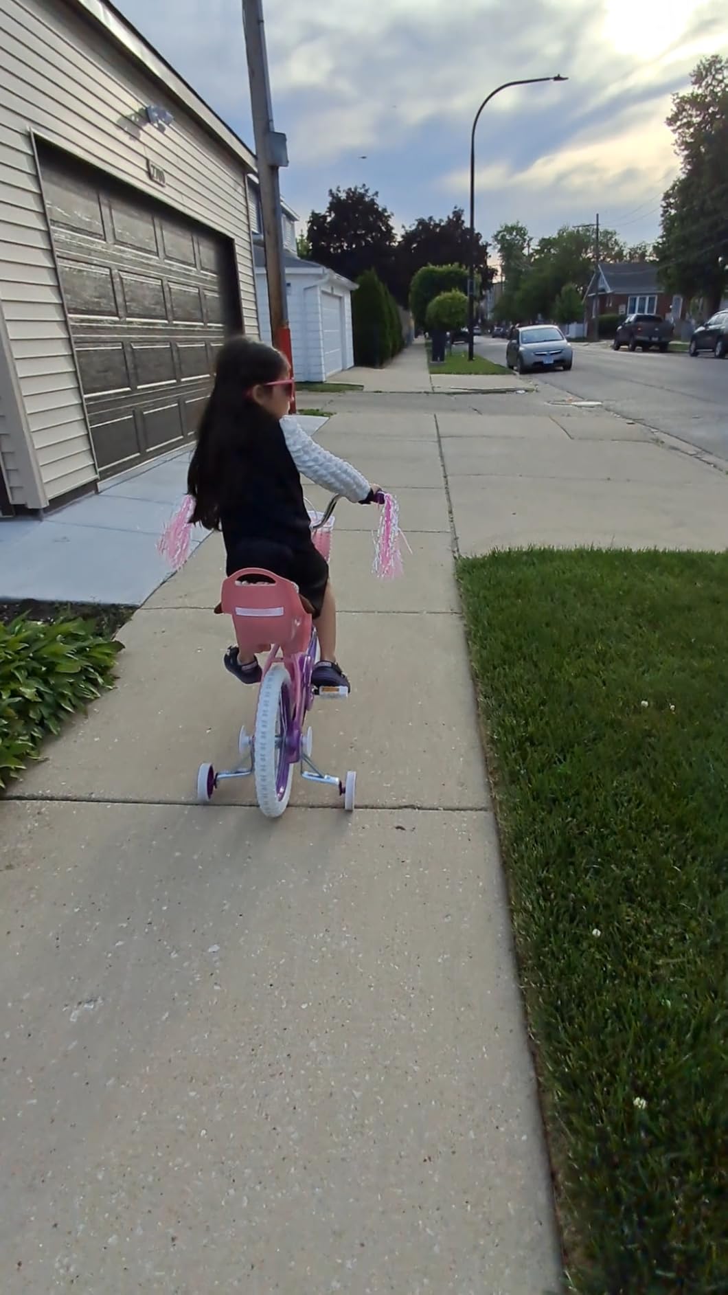 WEIZE Girls Kids Bike 14 16 18 Inch Children Bicycles with Training Wheels | Toddler 3-9 Years Old Streamers Basket Coaster Brake Bell Chain Cover Beginner Single Speed customer photo 1