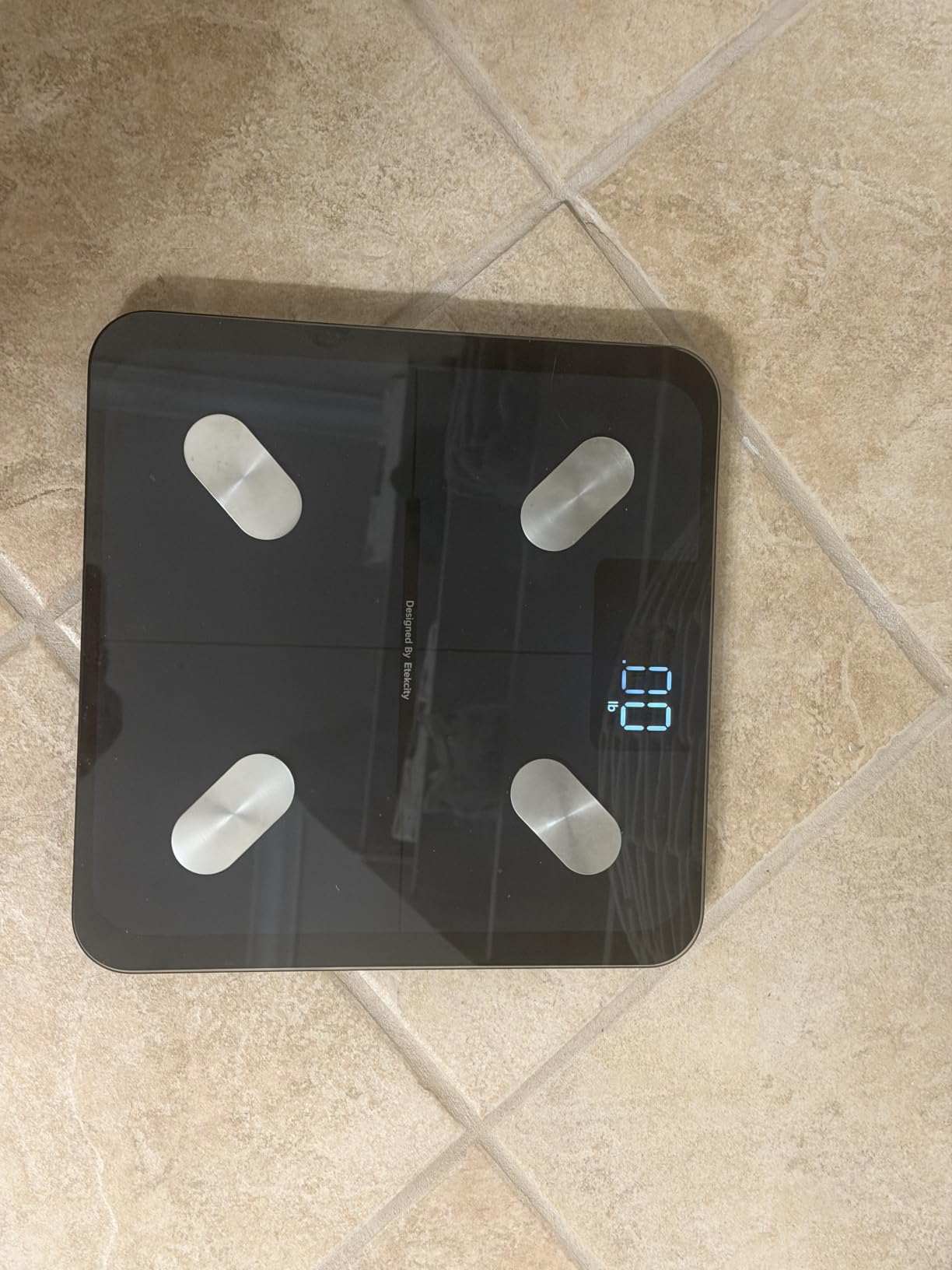 Etekcity Upgraded Smart Scale for Body Weight Fat and BMI, FSA Eligible | HSA Eligible, Bathroom Scale with Muscle Mass, 13 Metrics, Large Display, Offline Mode and App Connection customer photo 2