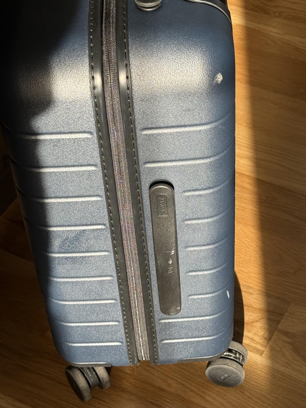 Away The Carry-On Luggage, 22-inch Lightweight Hardside Spinner Suitcase customer photo 2