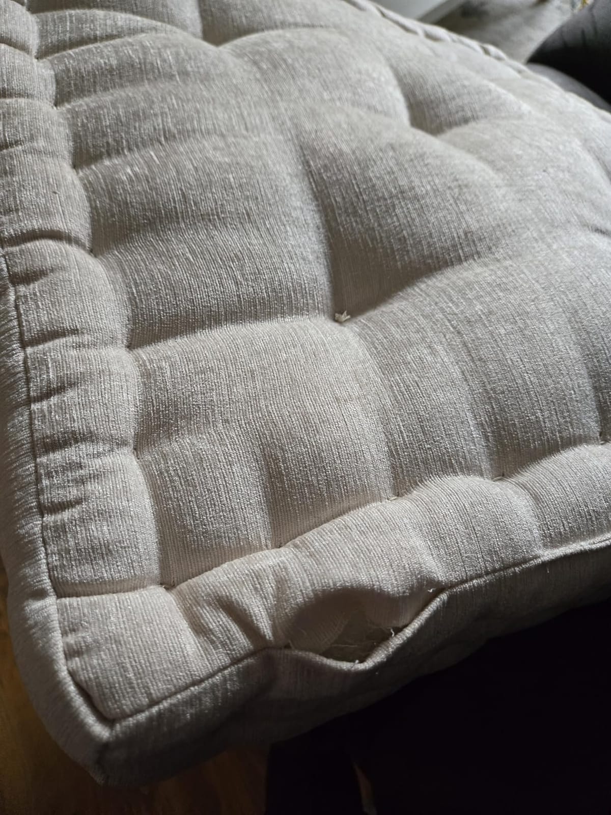 Intelligent Design Floor Pillow, Large Cushion for Meditation, 24x24 Ivory | Floor Seating for Adults, Board Games or Yoga, Lustrous Chenille Tufted Cover, Handsewn Scalloped Edge with Handle customer photo 1