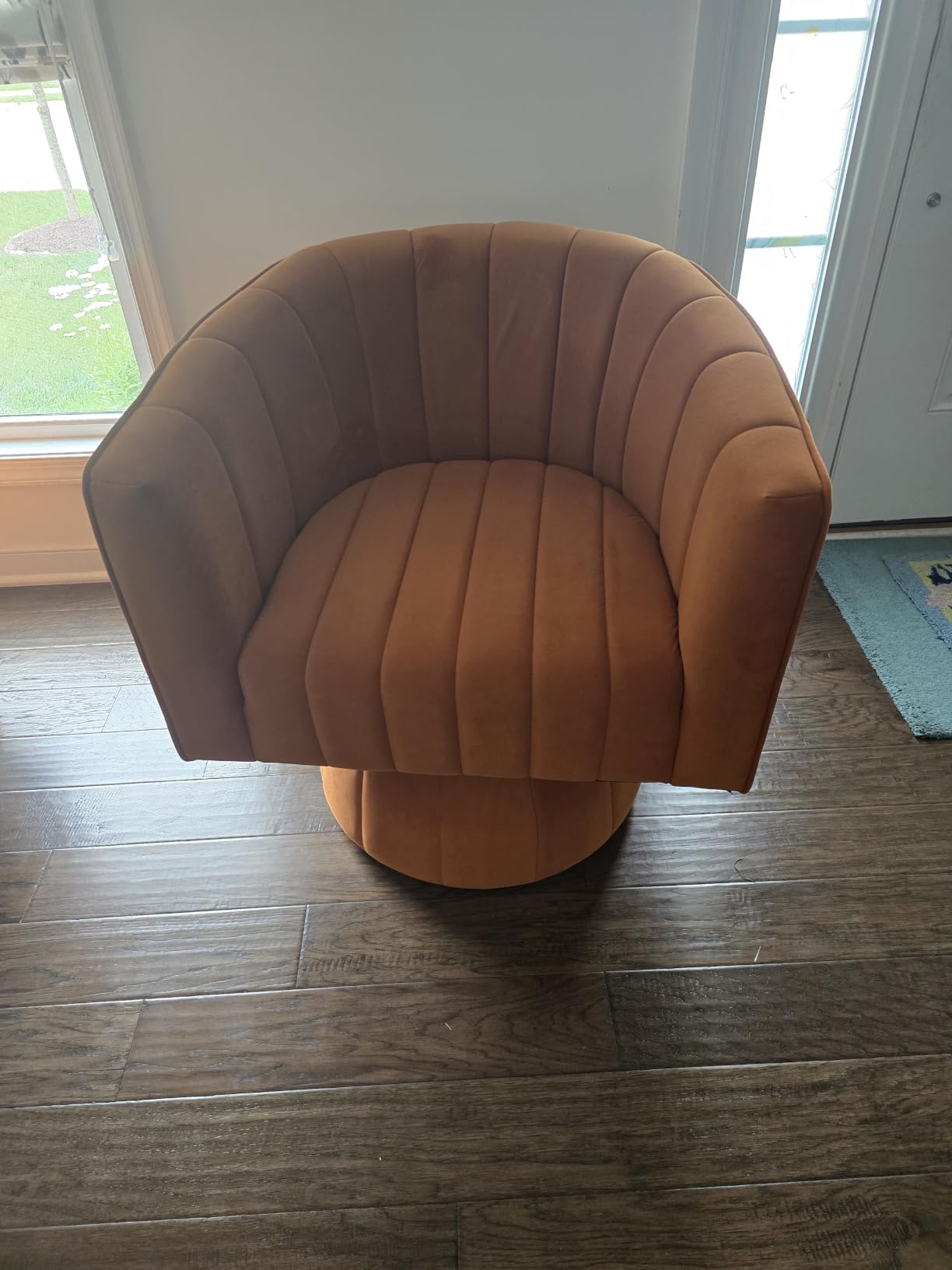 Swivel Accent Barrel Round Chair - Comfy 360° Arm Chairs Cute Small Sofa Club Velvet Reading Chair for Living Room Bedroom Office - Black customer photo 1