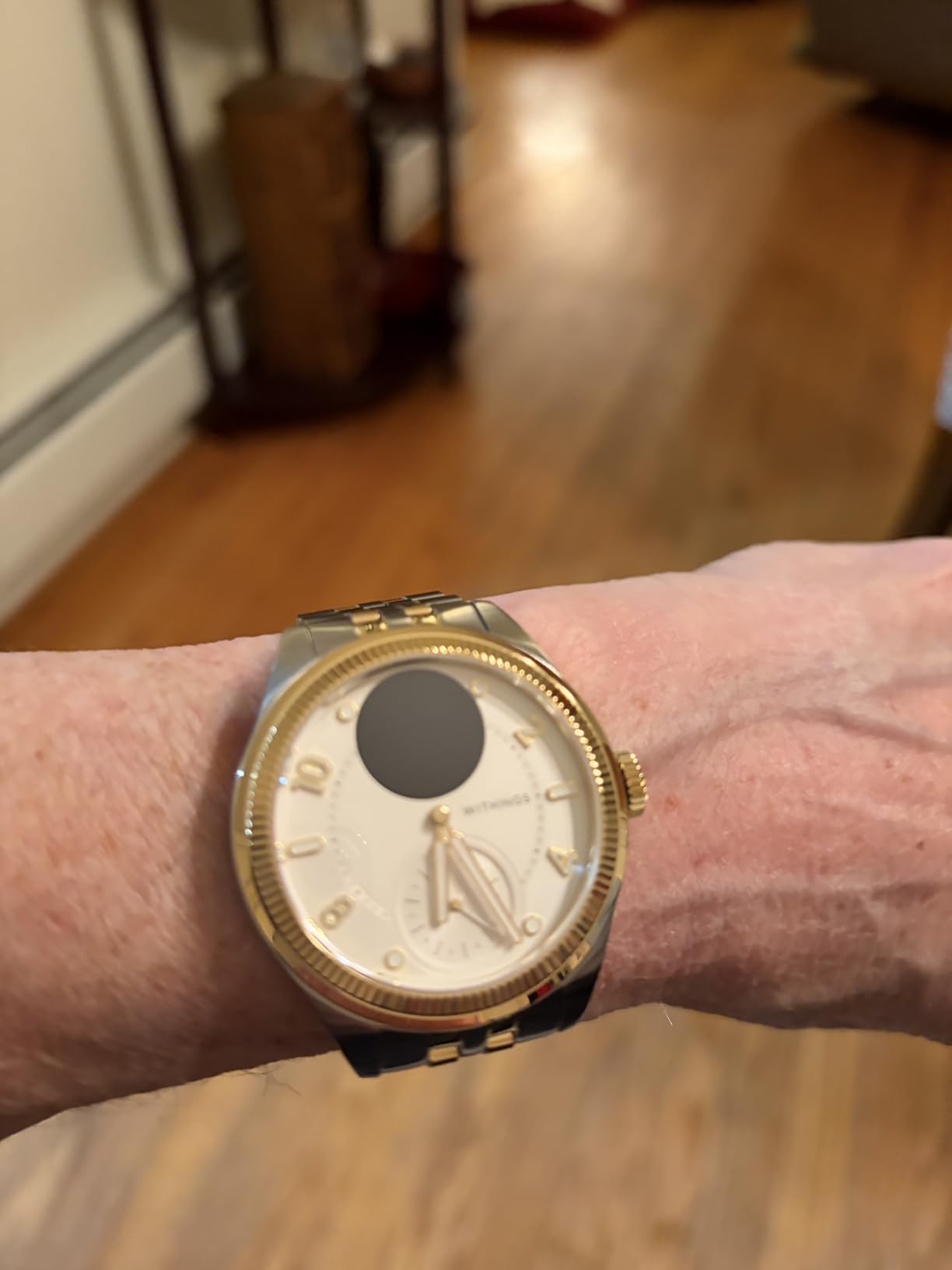 Withings Scanwatch Nova Brilliant - Hybrid Smart Watch, ECG, SPO2, Gold customer photo 1