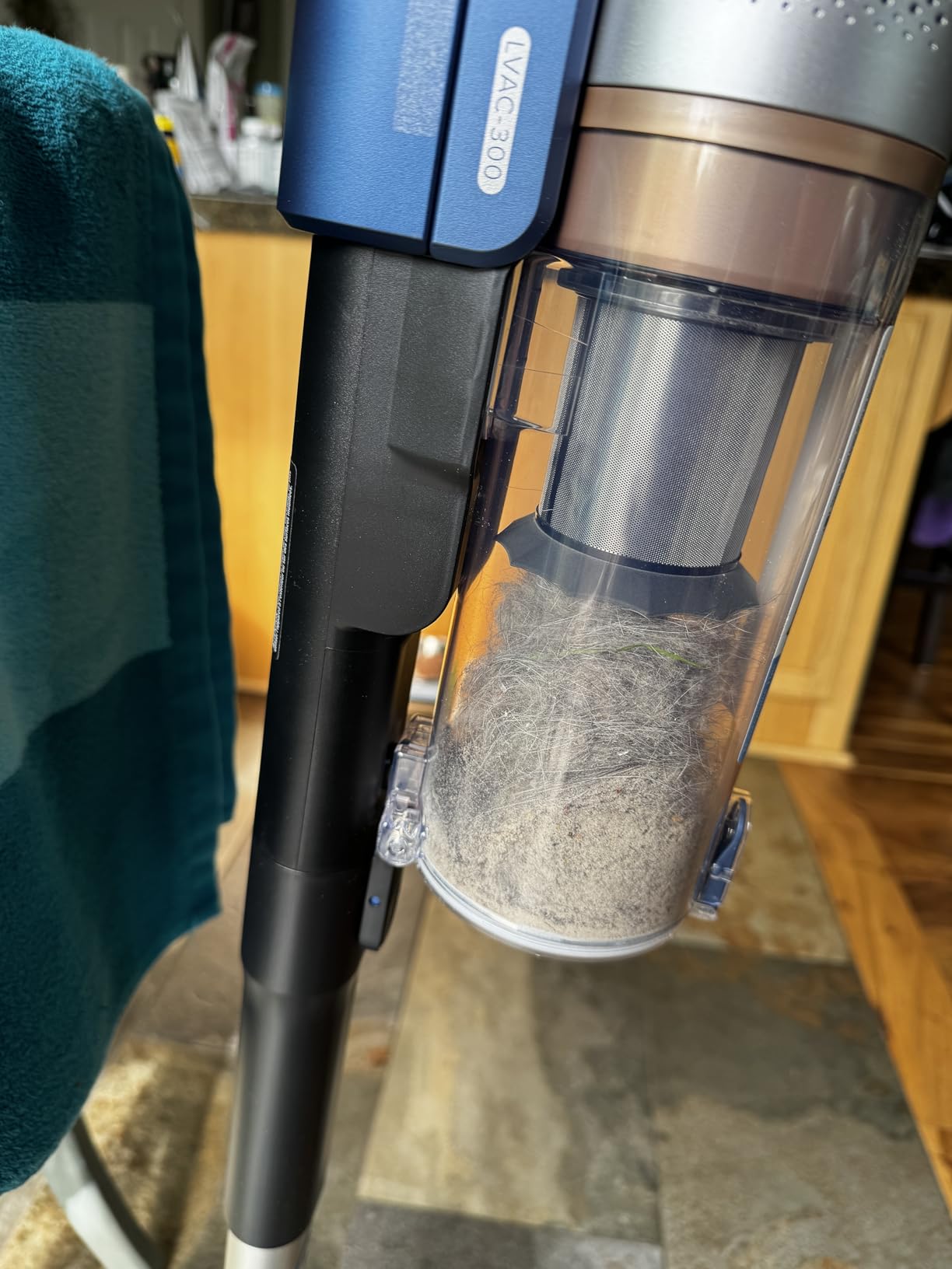 Levoit Cordless Vacuum, Ultra Suction, Up to 60 Mins, Mini Motorized Brush, HEPA Filter, Anti-Tangle Brush, Rechargeable, Versatile for Carpets & Hard Floors, Lightweight, LVAC-300 customer photo 1