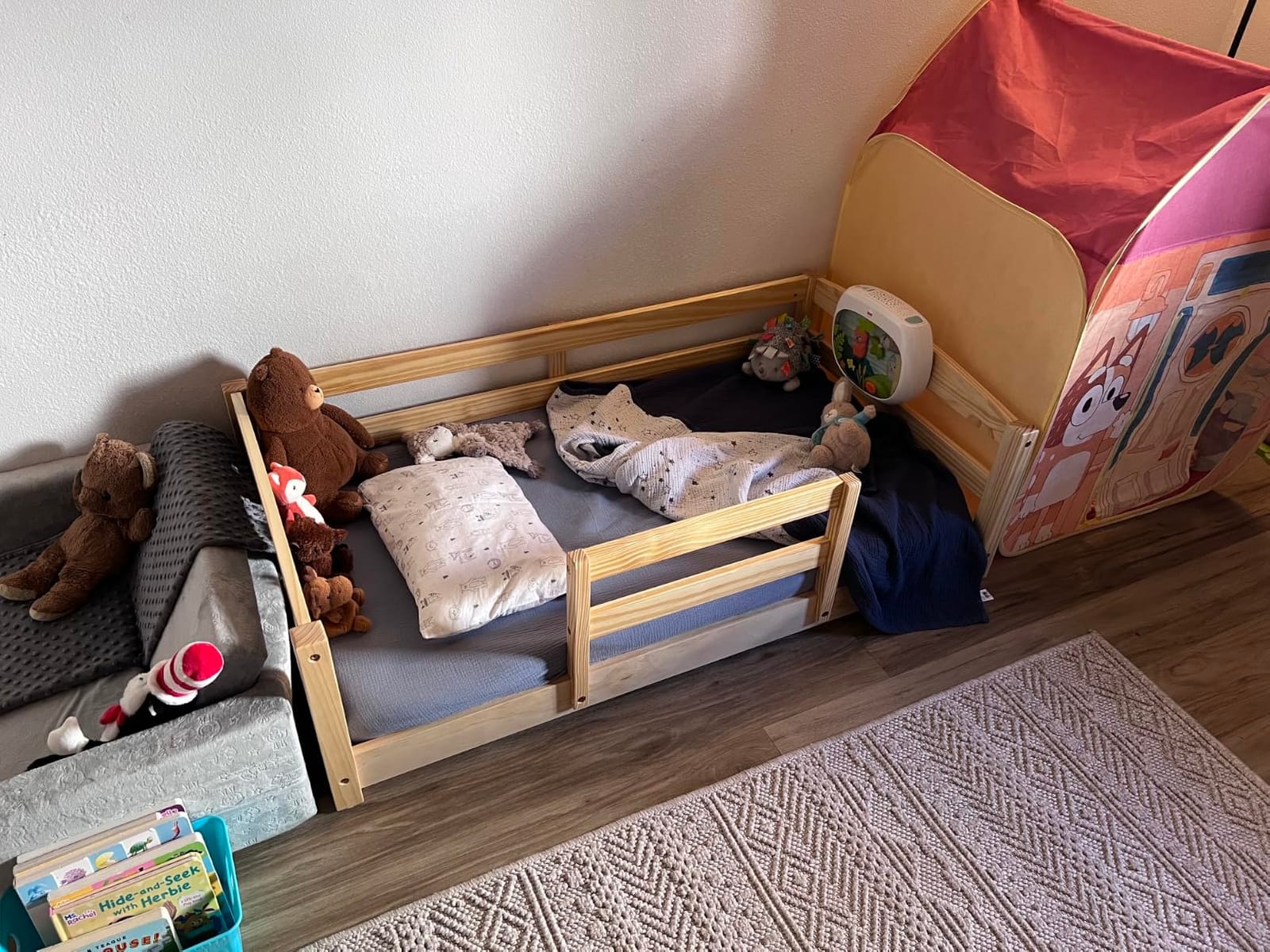 Toddler Bed with Rails | Low Montessori Floor Bed Frame for Kids | Standard Crib Size Wooden Frame for Independent Toddlers 1-3 - White customer photo 2