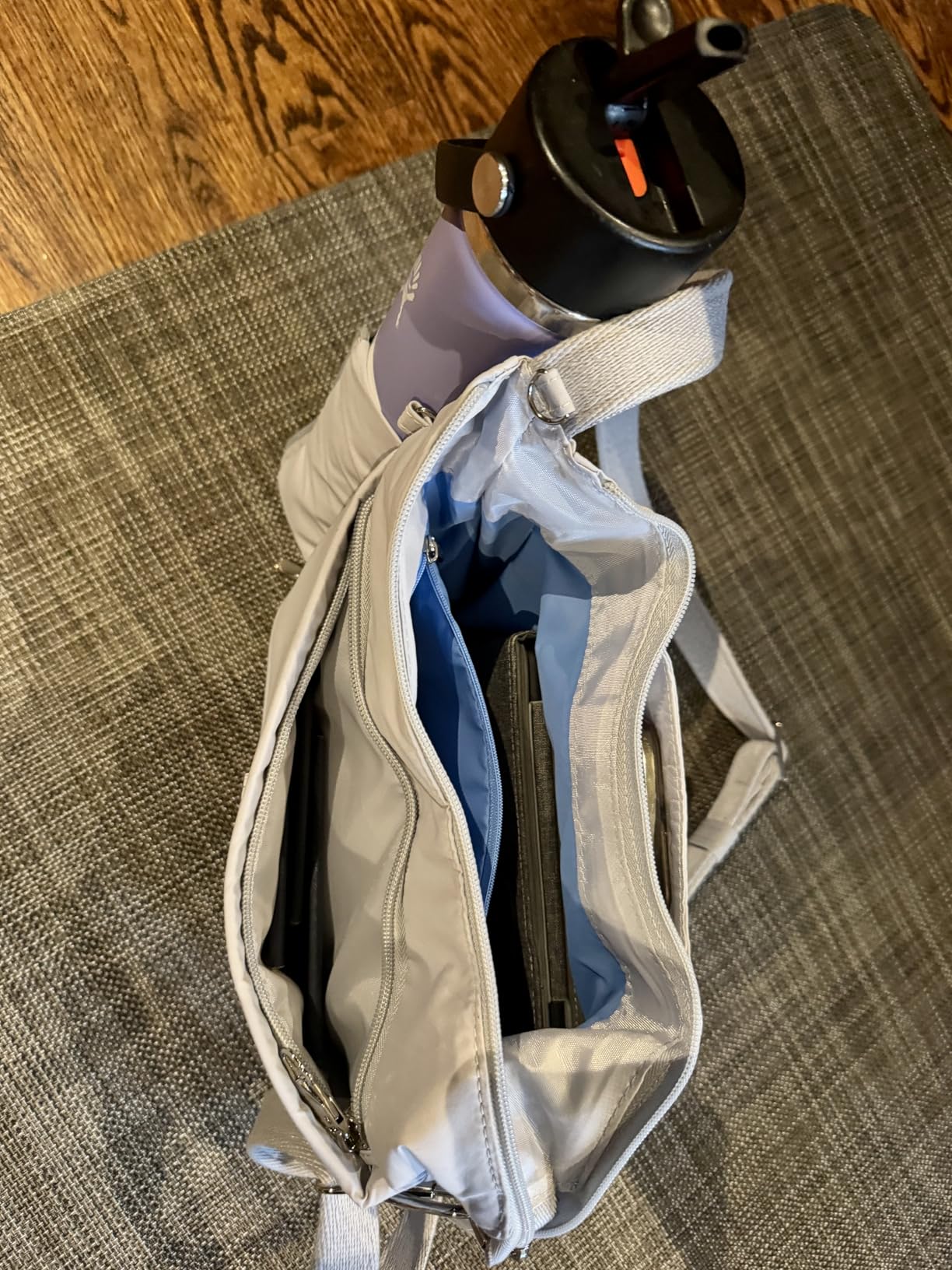 Travelon Anti-theft Roam Medium Crossbody customer photo 1
