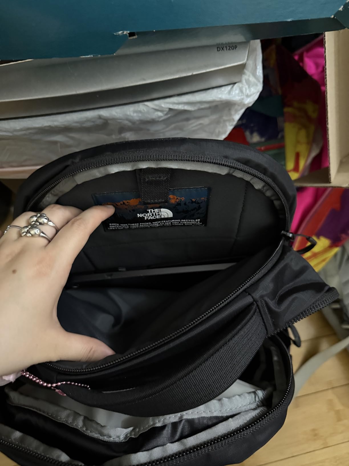 The North Face Women's Recon Everyday Backpack, Eternal Purp/Bl Flax, OSFA customer photo 2