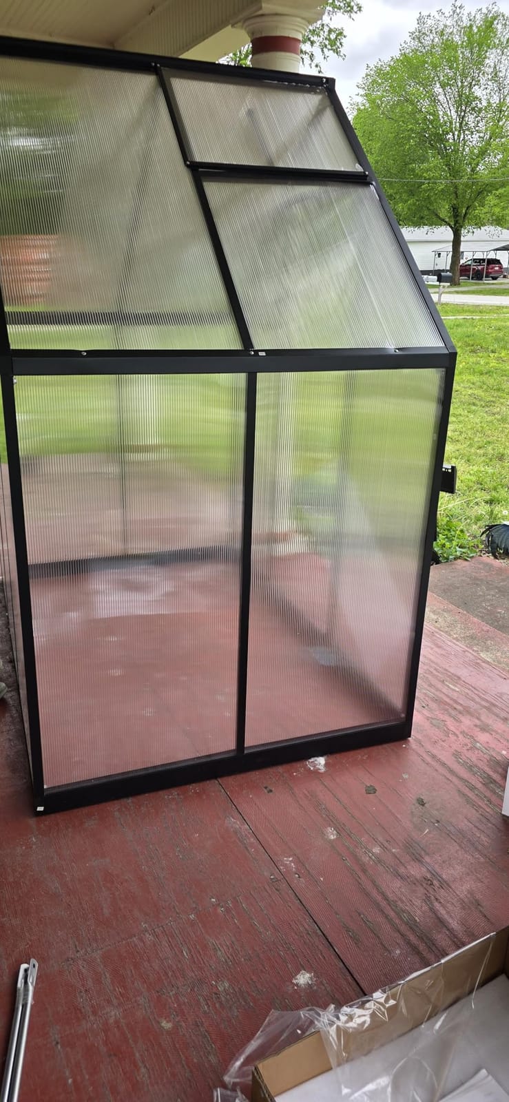 5.5X4FT Greenhouse with Thermometers, Small Greenhouse for Outdoors | Polycarbonate Green House for Outside with Lockable Hinged Door, Easy Assembly Walk-in Greenhouse with Roof Vent for Backyard customer photo 2