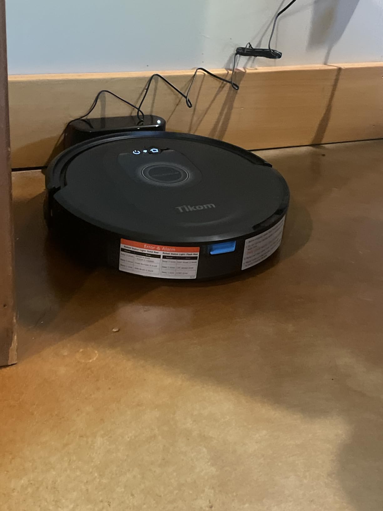 Tikom Robot Vacuum and Mop Combo, 5000Pa Robotic Vacuum Cleaner, 150 Min Max, App & Remote Control, Ideal for Hard Floor, Carpet, Pet Hair, Self-Charge (G8000 Max) customer photo 2