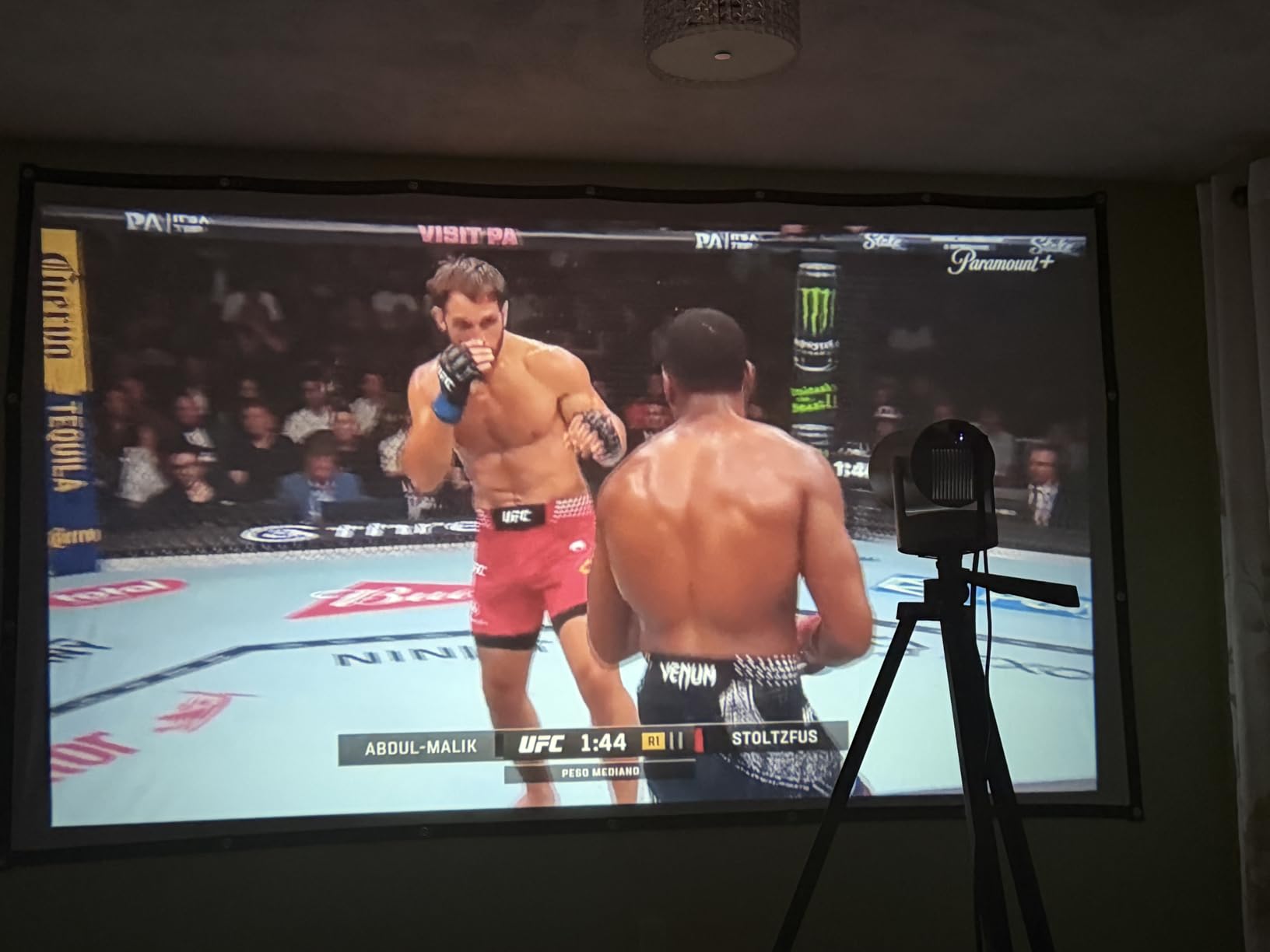 Magcubic Mini Projector with WiFi 6 and Bluetooth 5.4, Portable Projector 4K Support, 5W Soundbase Speaker, Auto Vertical Keystone 180° Rotatable Smart Proyector for Movie Home Outdoor customer photo 2