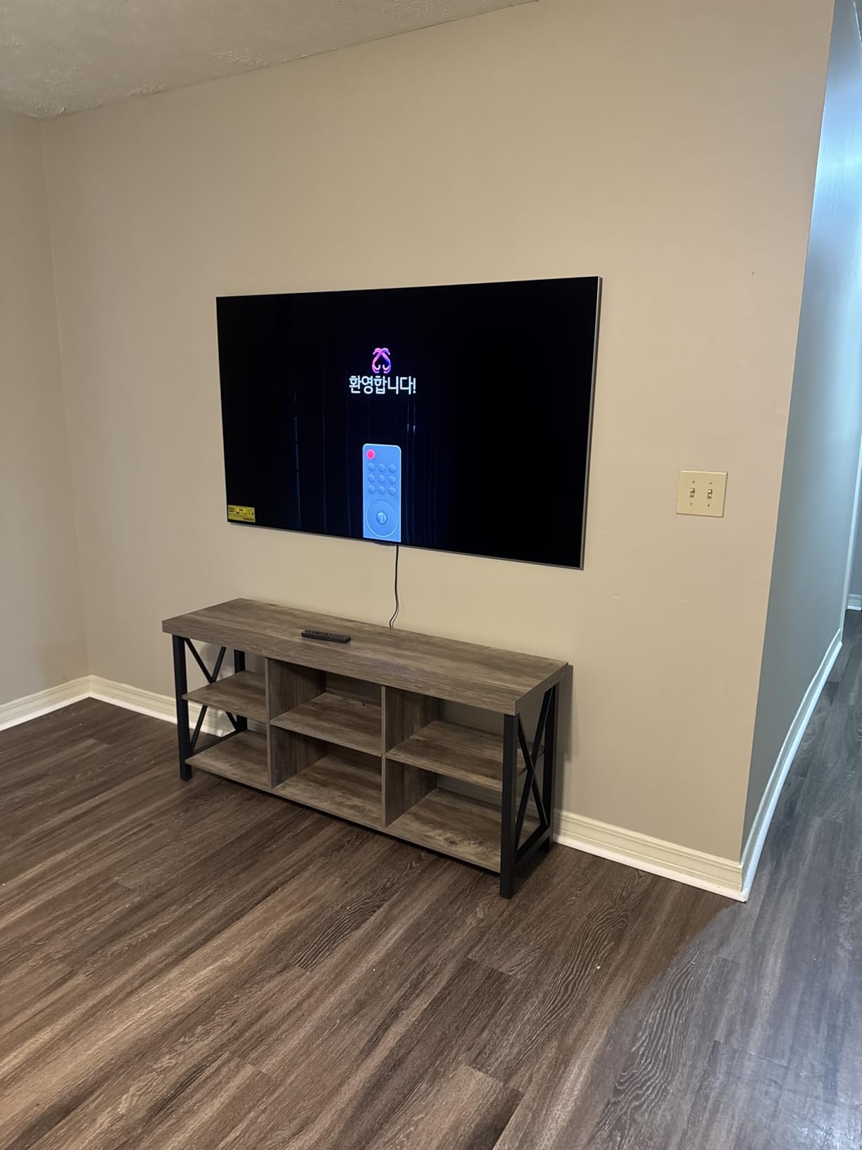 LG 55-Inch Class OLED evo AI Super Upscaling 4K G5 Series Smart TV w/Dolby Atmos & Vision, HDR10, Filmmaker Mode, Wow Orchestra, Alexa Built-in (OLED55G5WUA, 2025) customer photo 1