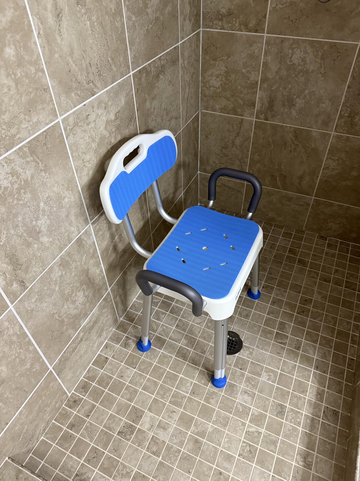 FULLOT Wide Shower Chair for Inside Shower, Stable Bracing Design, 400 lbs, Heavy Duty Adjustable Shower Chair with Back and Arms customer photo 2