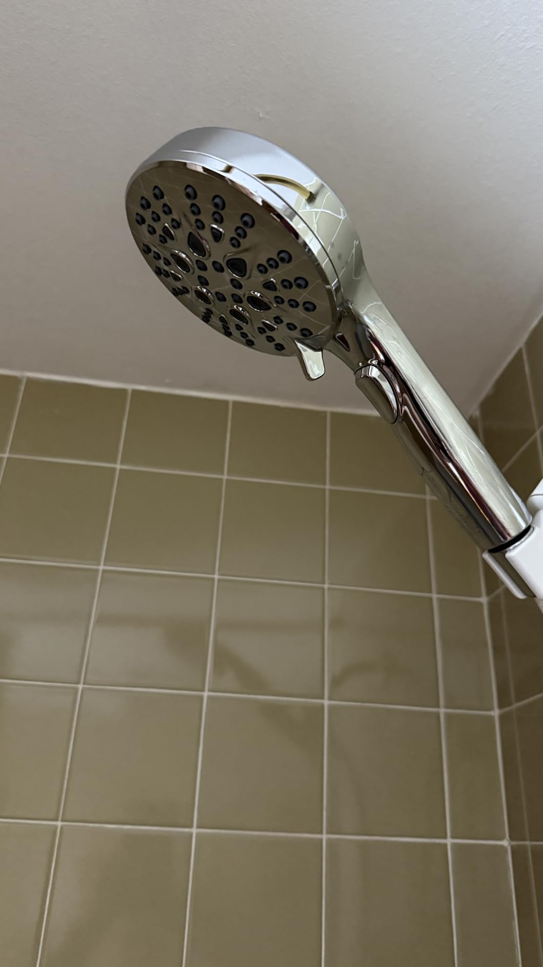 GwernKB Handheld Shower Head with ON OFF Switch & 79in Stainless Steel Hose | Built-in Power Spray, 7-Setting High Pressure Spray with Bracket & Extra No Drilling Wall Shower Holder for Lower Mount, Silver customer photo 1