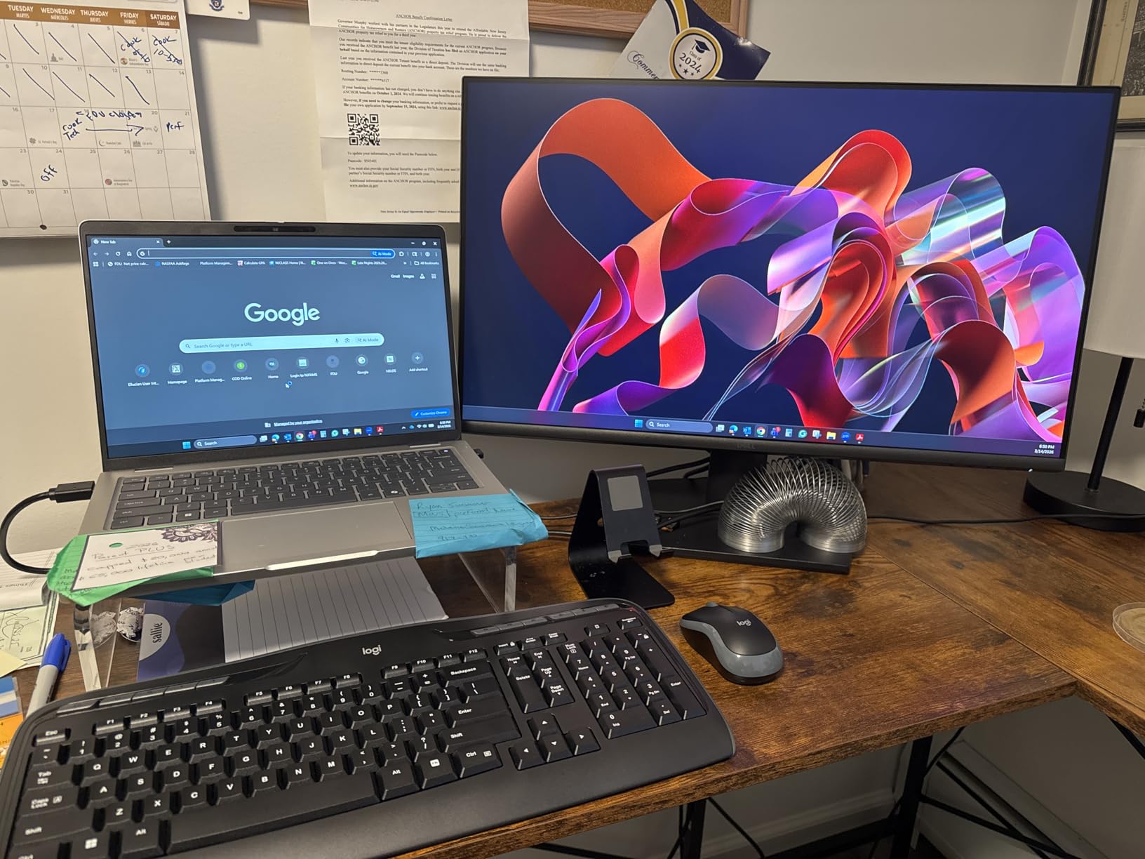 Dell 27 Monitor SE2725HM, FHD, IPS, 100Hz, Eye Comfort, Anti-Glare, HDMI, VGA, 5ms Response, 250 Nit Brightness, 72% NTSC, Tilt Adjust, ENERGY STAR Certified customer photo 1