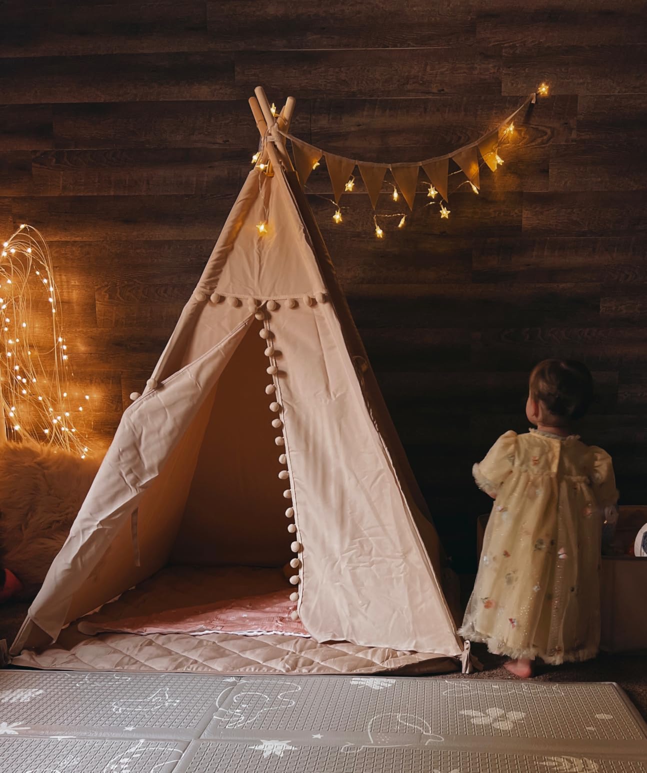 Teepee Tent for Kids with Padded Mat Cotton Canvas Kids Tent with Pompom for Toddlers Indoor Play Tent for Girls Boys with Stars Lights, Carry Bag, Banner Flag (Green) customer photo 2