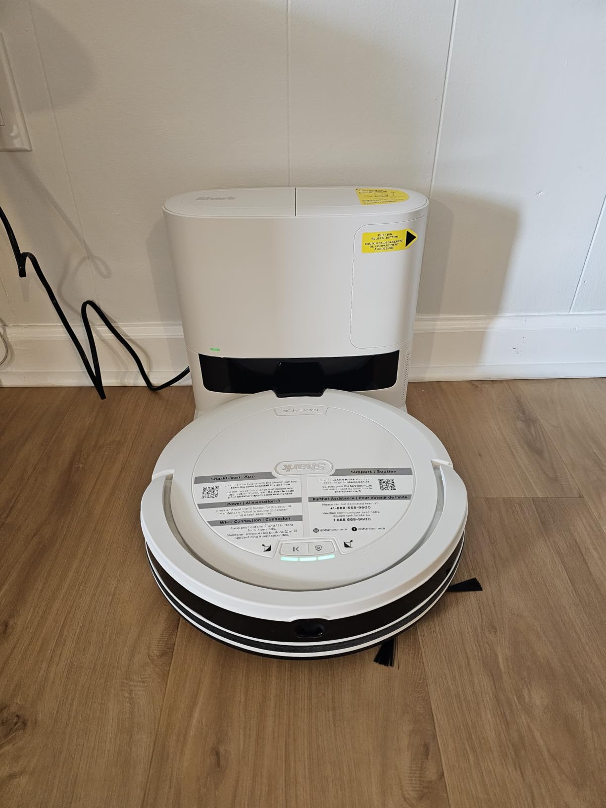 Shark Navigator Robot Vacuum + Self-Empty Base, Grey, RV2120AE | SmartPath Navigation, Self-Empty Base 60-Day Bagless, up to 50% More Suction, Detects & Avoids Objects, Anti-Hair Wrap, Wi-Fi customer photo 1