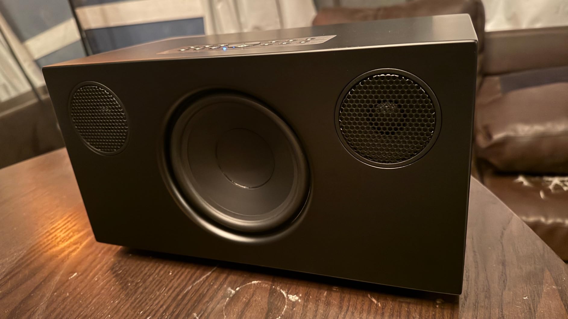 Audio Pro C10 MKII Wireless Speaker, WiiM Edition | High-Fidelity Sound, Multi-Room, Bluetooth, Wi-Fi | Compatible with AirPlay 2, Google Cast, Siri, WiiM Home App, Stream Spotify, TIDAL & More, White customer photo 2