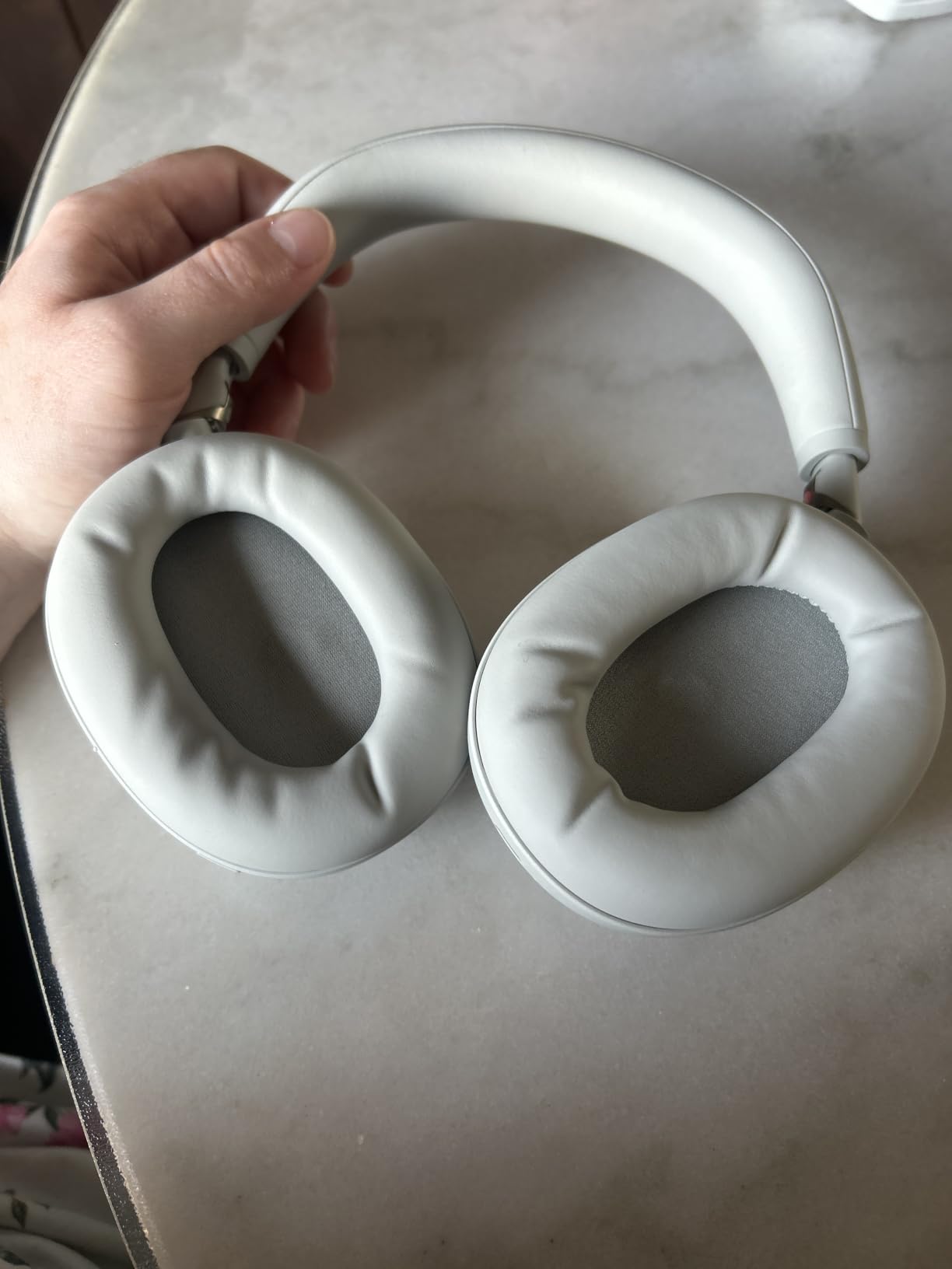 Sony WH-1000XM6 The Best Noise Cancelling Wireless Headphones, Black | HD NC Processor QN3, 12 Microphones, Adaptive NC Optimizer, Mastered by Engineers, Studio-Quality, Up to 30 Hrs of Battery customer photo 1