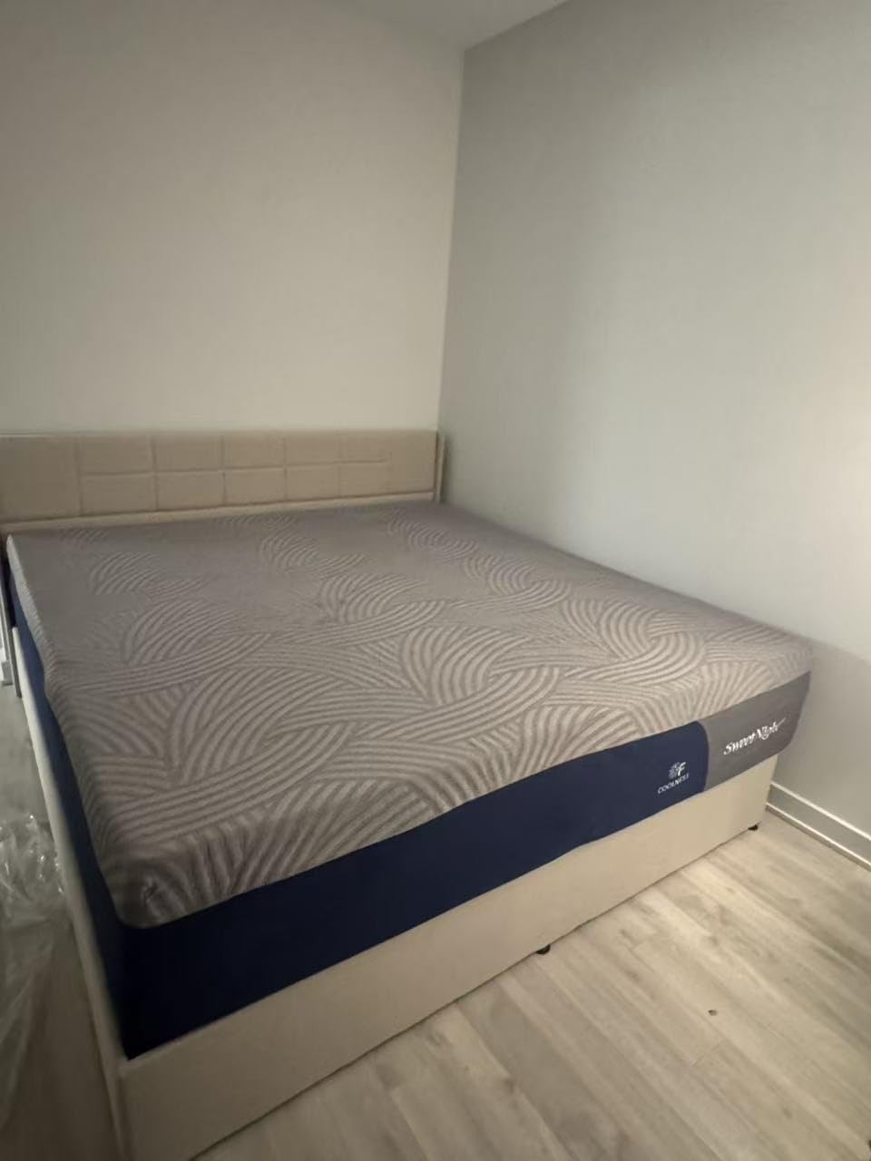 Sweetnight CoolNest Queen Mattress, 14 Inch Cooling Memory Foam Mattress | Cool Night Sleep, 5-Zone Ergo Support for Pressure Relief, Enhanced Breathability, Medium Feel, CertiPUR-US Certified customer photo 2