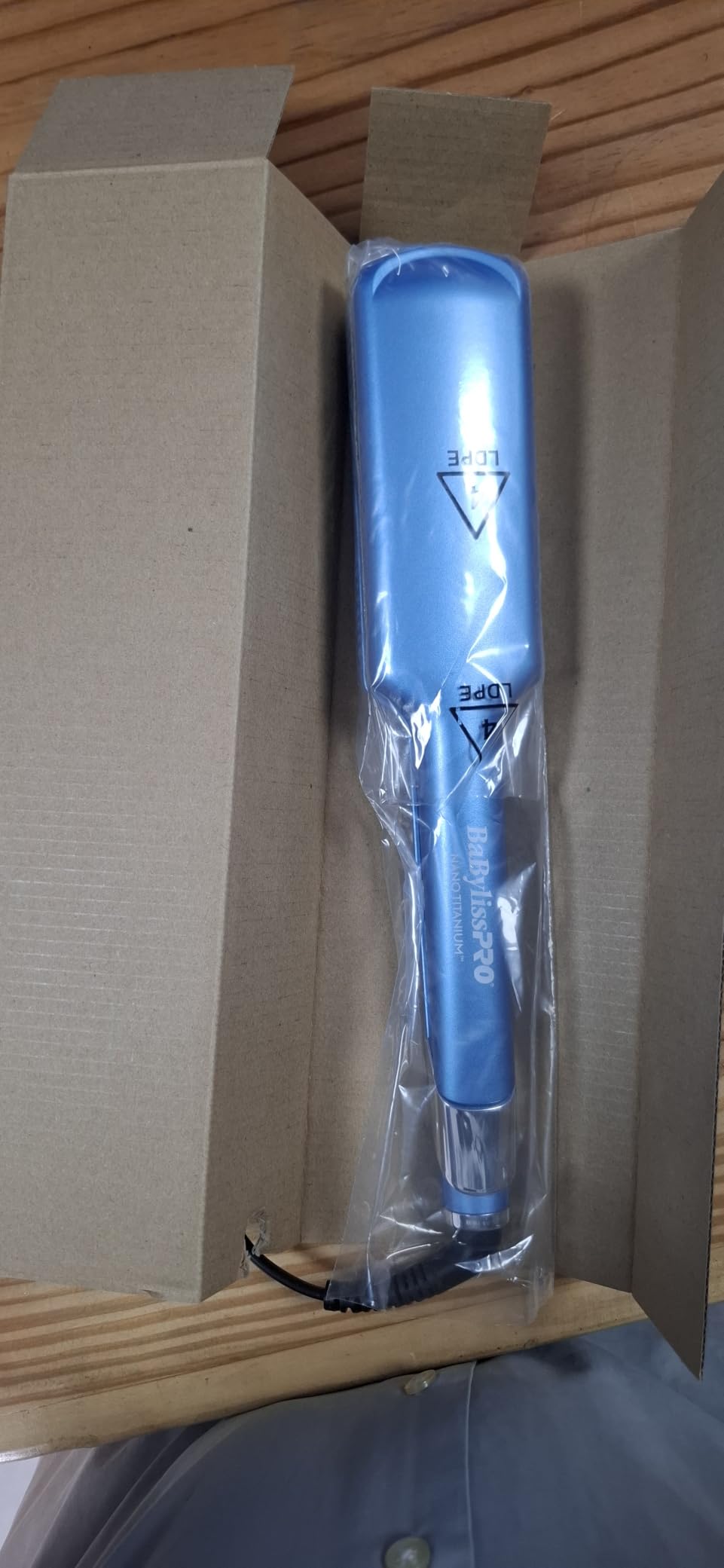 BabylissPRO Nano Titanium Ultra-Sleek Hair Straightener, Flat Iron for All Hair Types customer photo 1